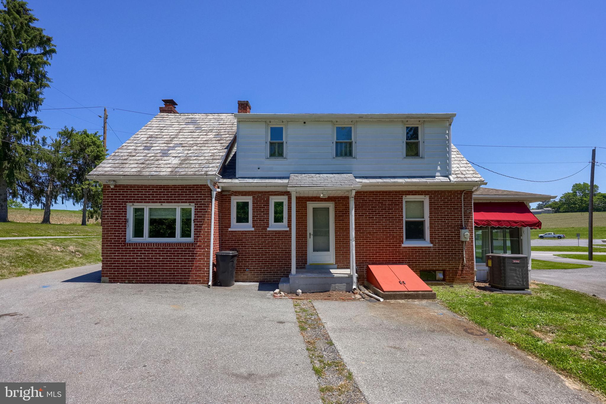 2162 Millersville Rd, Lancaster, PA 17603 photo