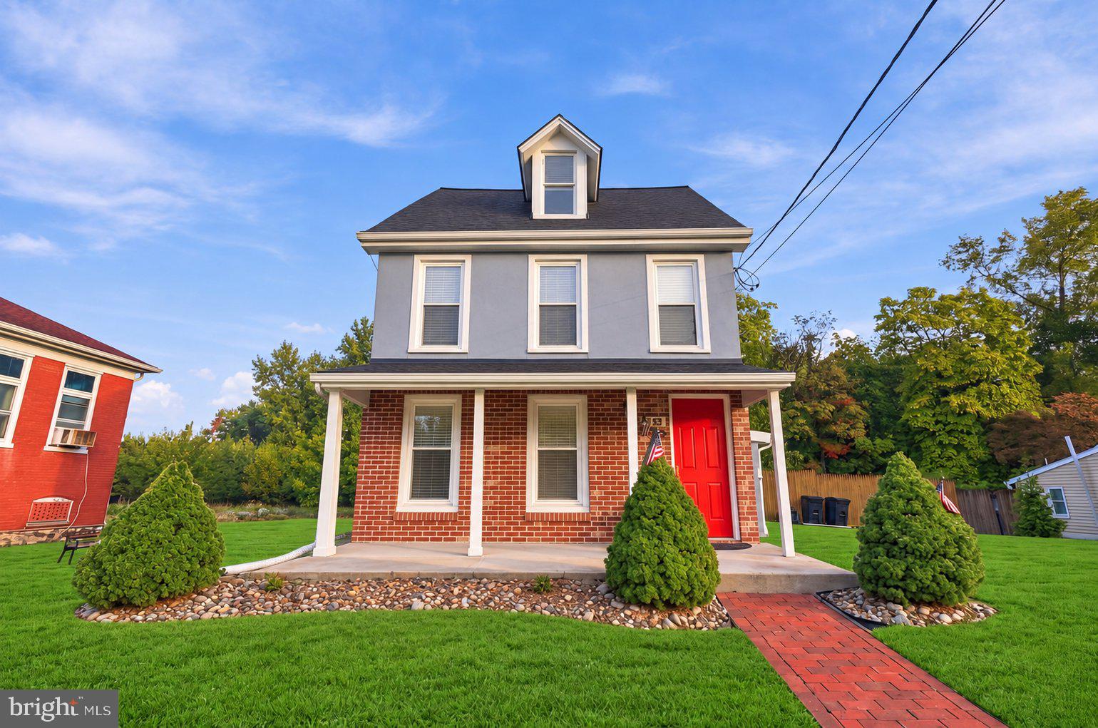 239 Chestnut St, Mount Holly, NJ 08060