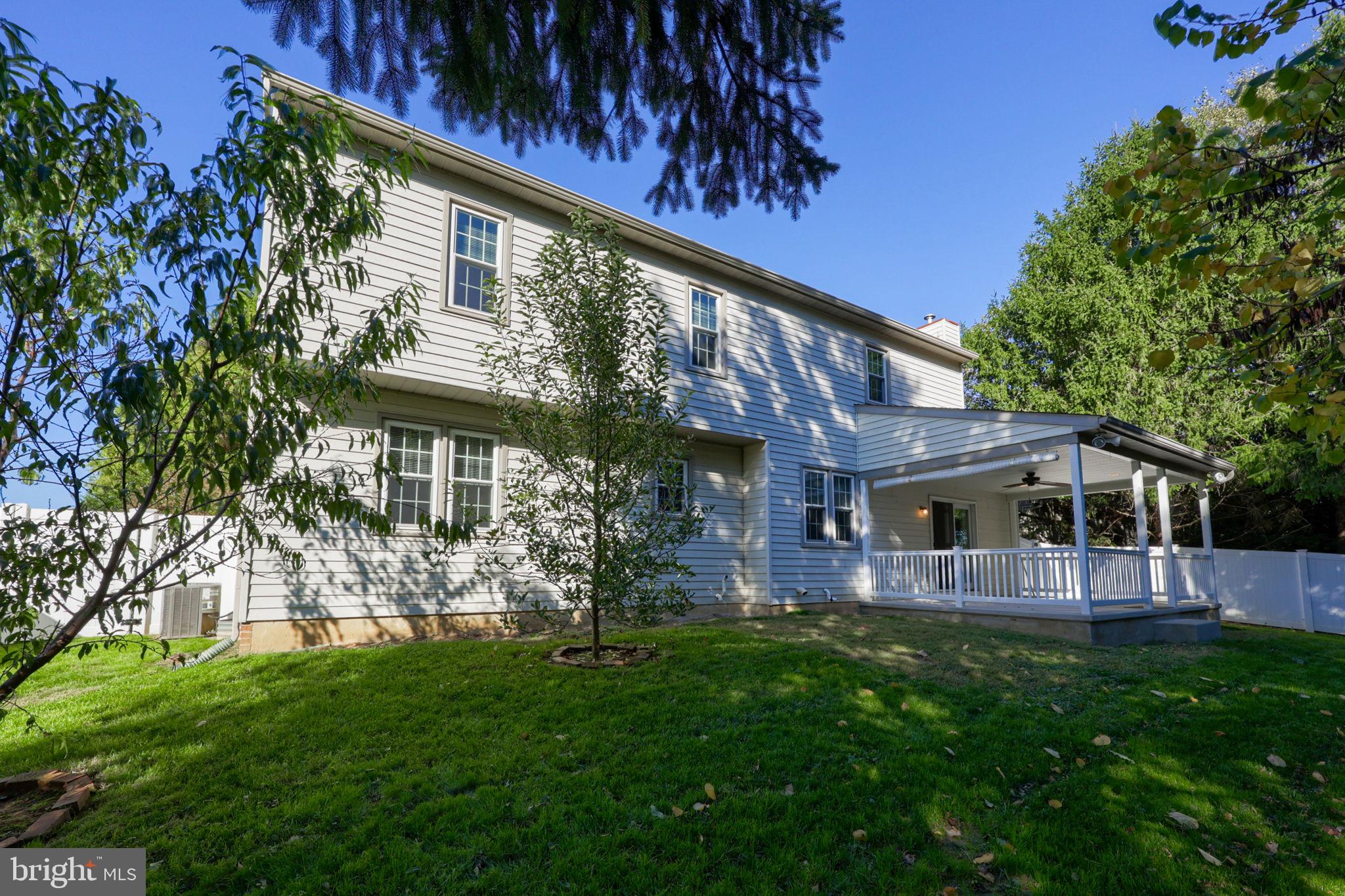 196 Strawberry St, Leola, PA 17540 photo