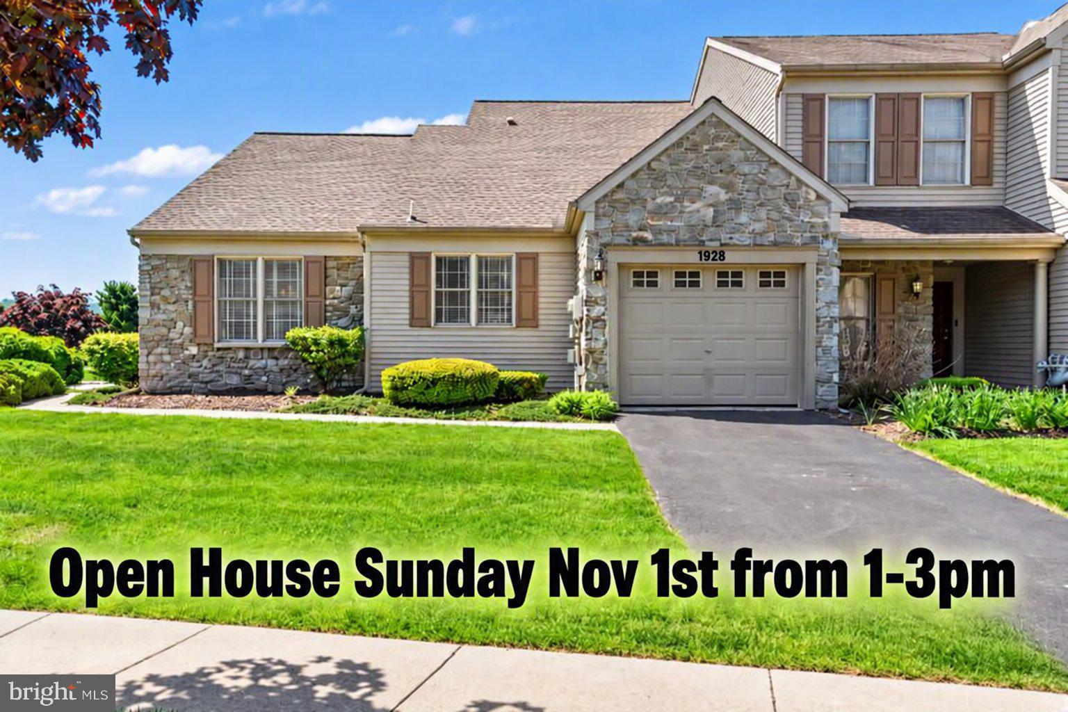 1928 Limestone Dr, Hummelstown, PA 17036