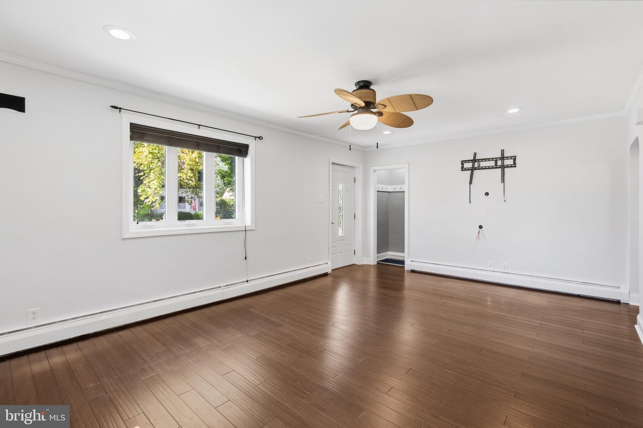 417 Madison Rd, Willow Grove, PA 19090 photo