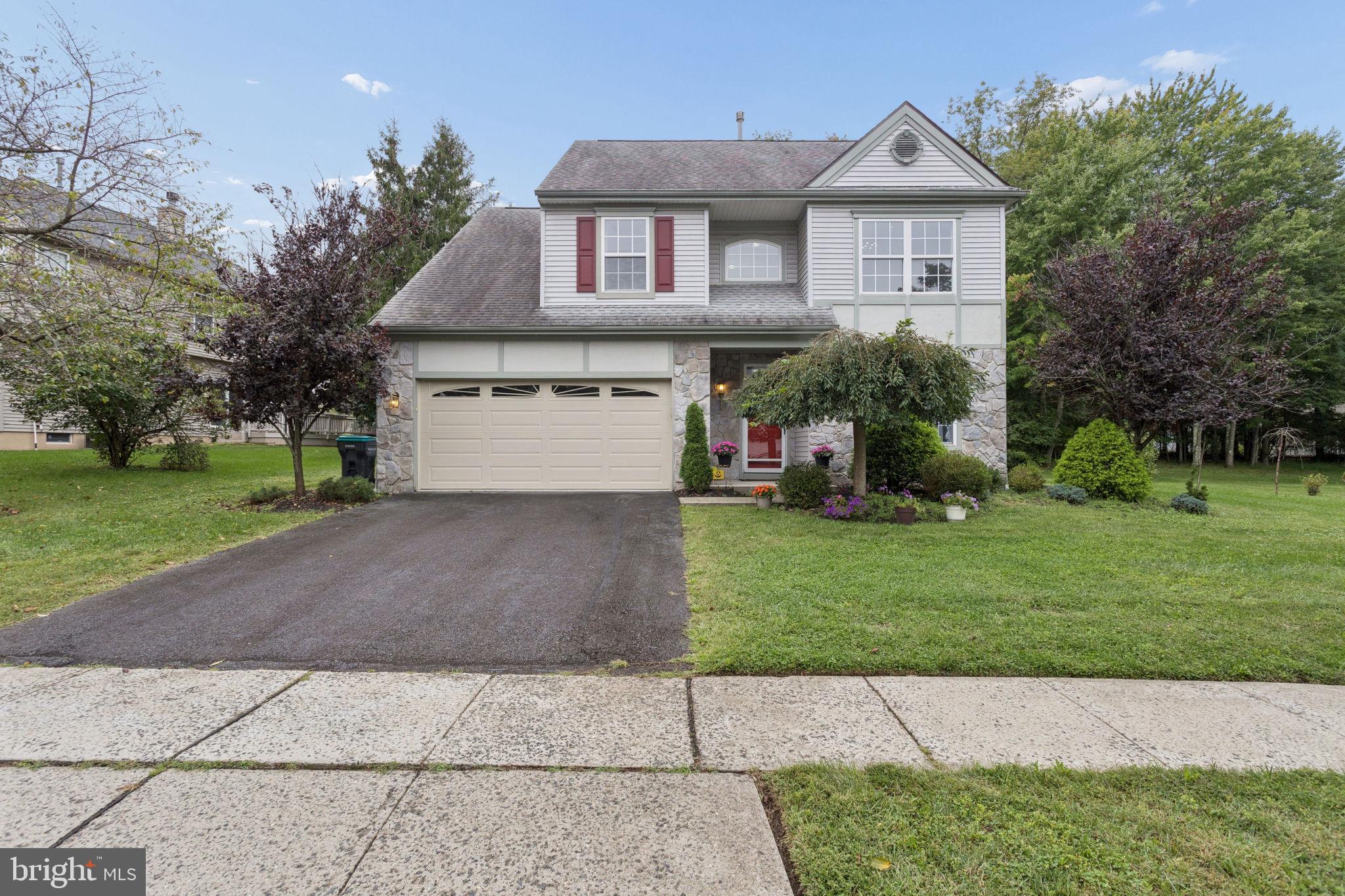 6 Harvard Cir, Princeton, NJ 08540