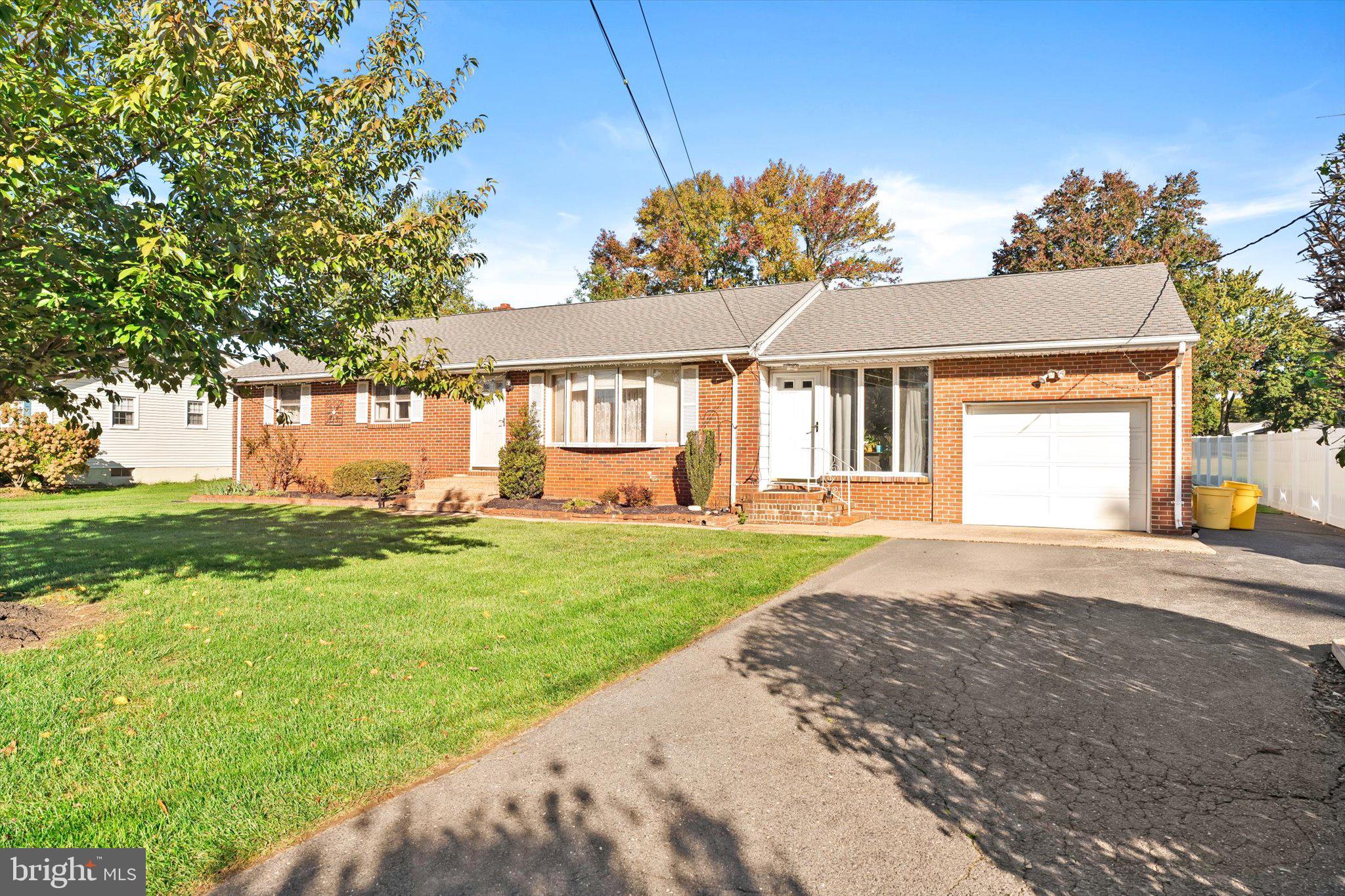 1194 Yardville Allentown Rd, Allentown, NJ 08501 photo