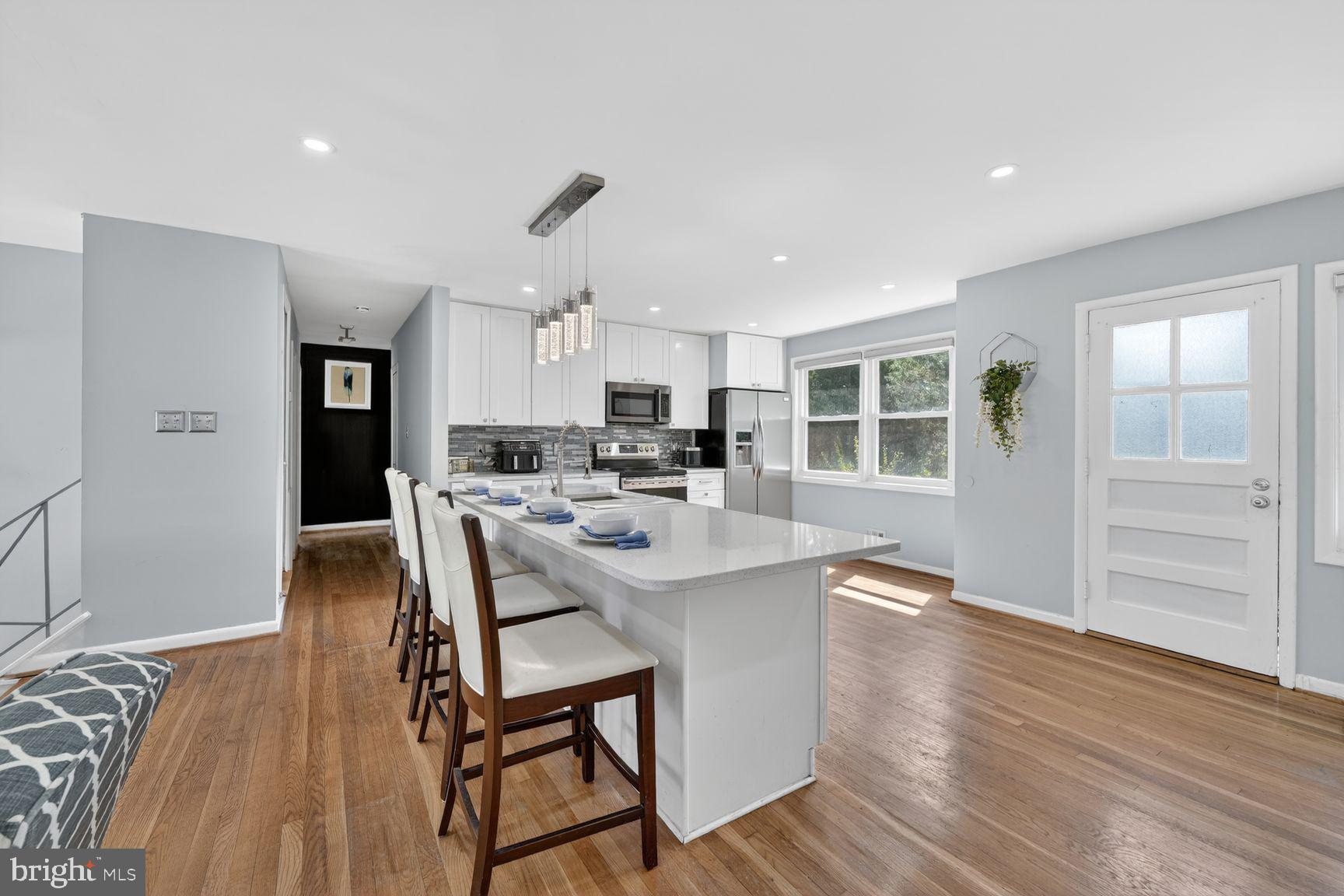 1104 Caddington Ave, Silver Spring, MD 20901