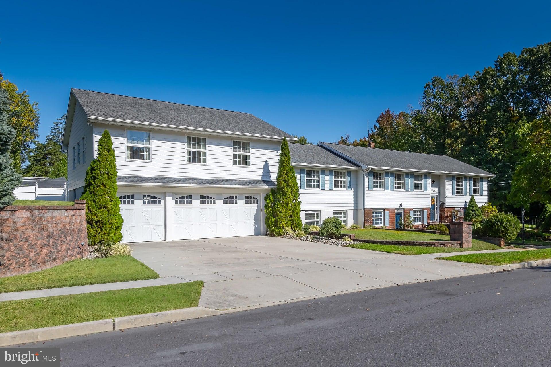 453 Beech Ave, Woodbury Heights, NJ 08097