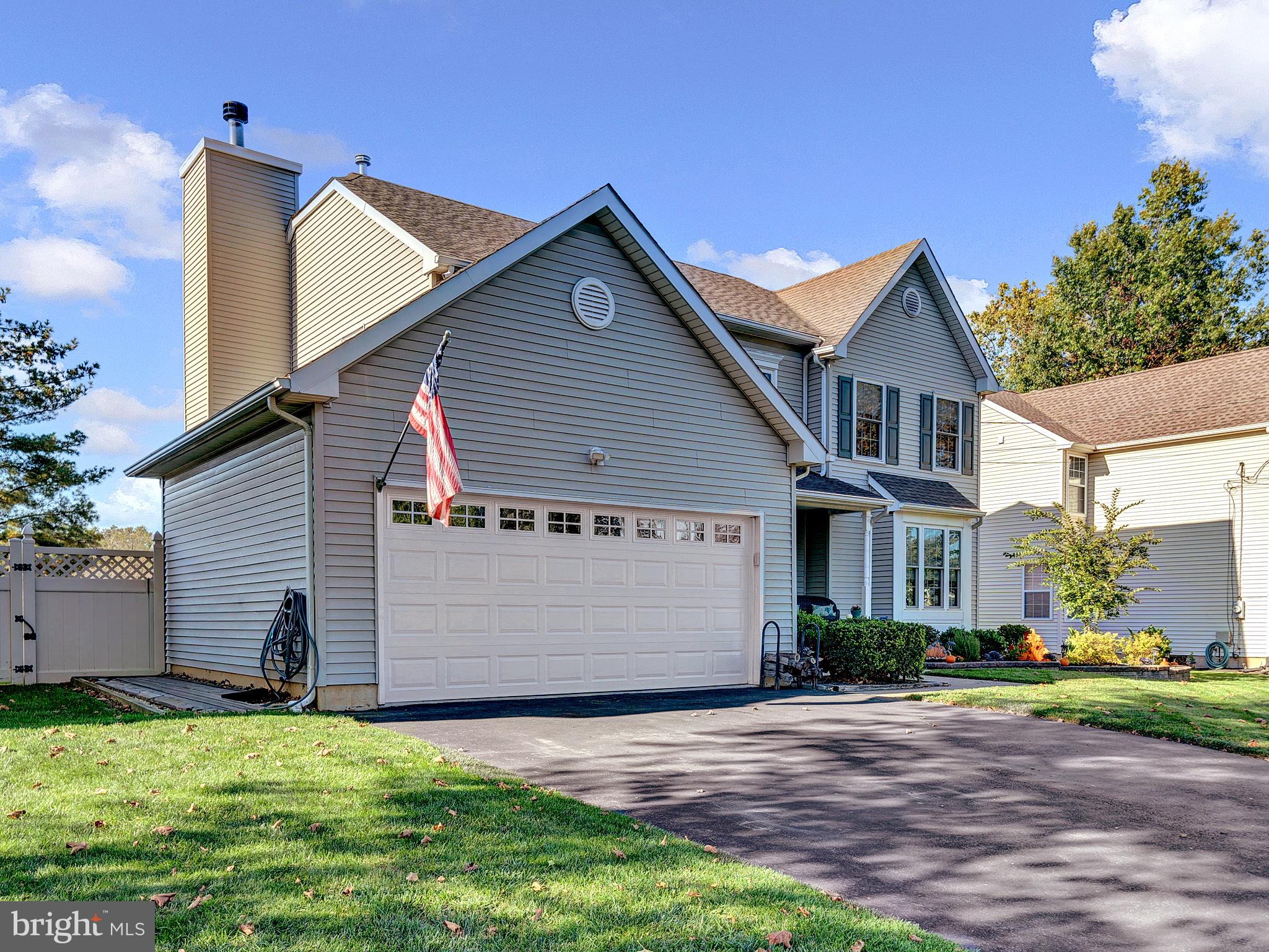 176 Acres Dr, Hampton, NJ 08690 photo