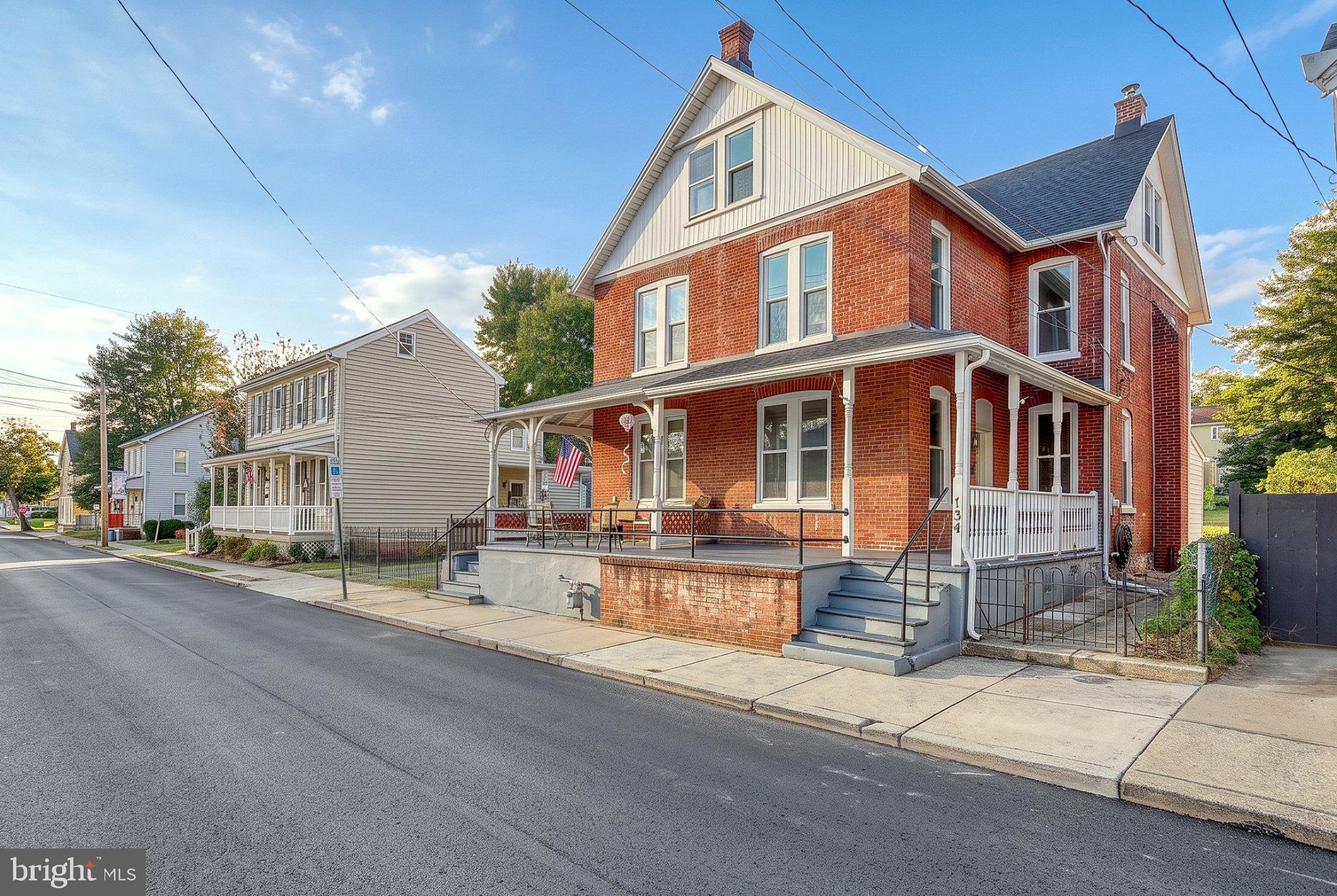 134 W Walnut St, Marietta, PA 17547 photo