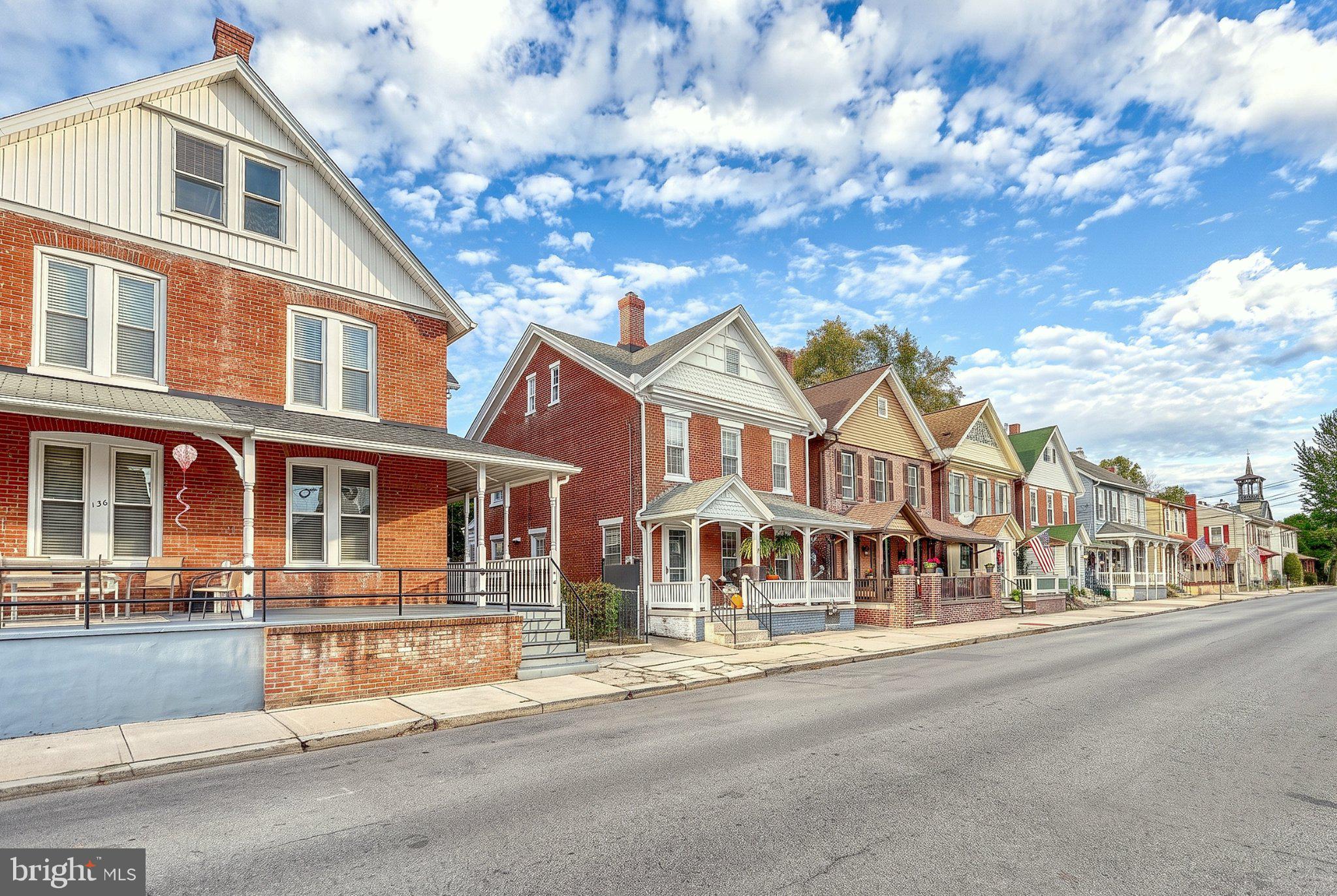 134 W Walnut St, Marietta, PA 17547 photo