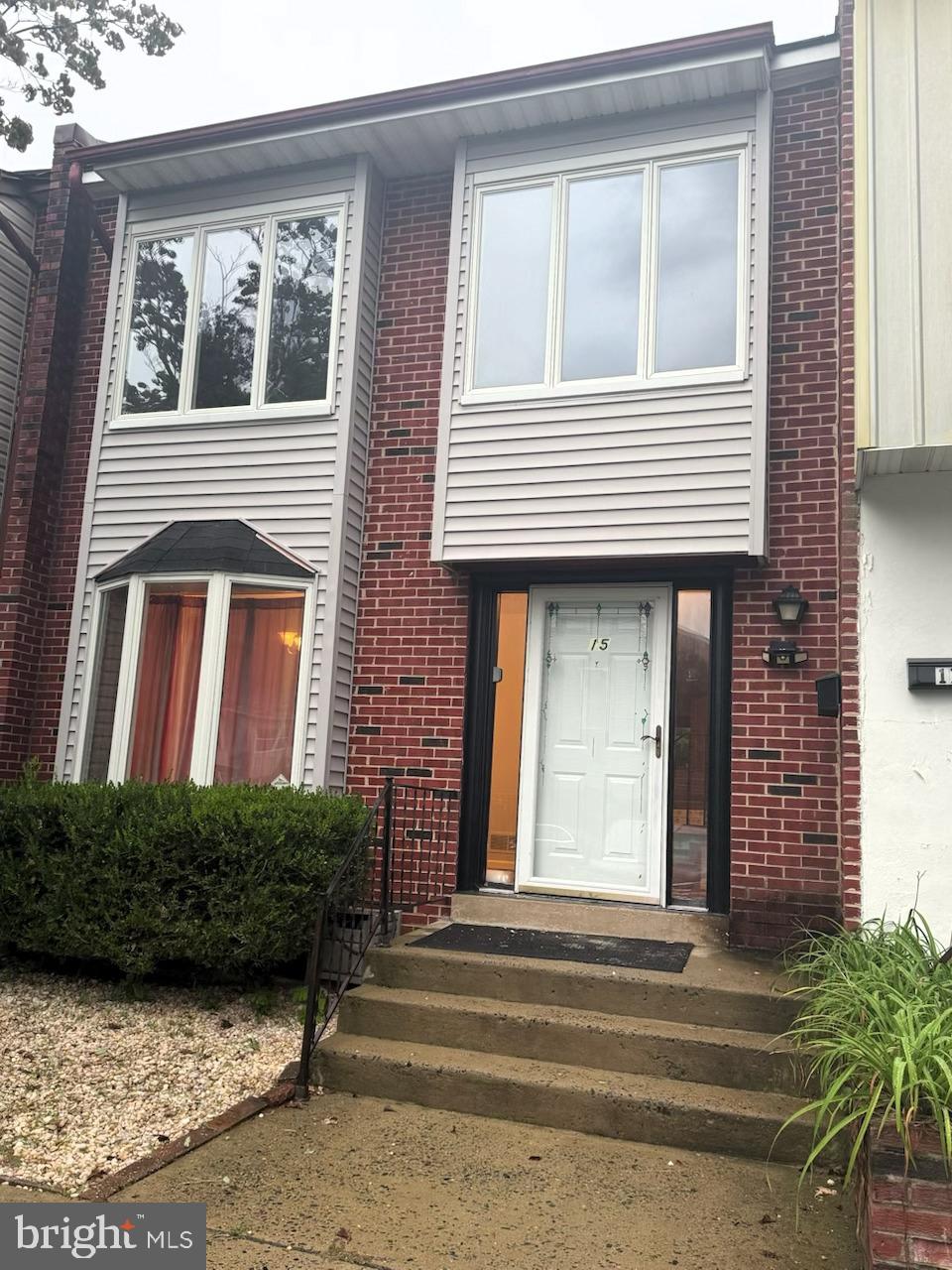 15 Antioch Ct, New Castle, DE 19720