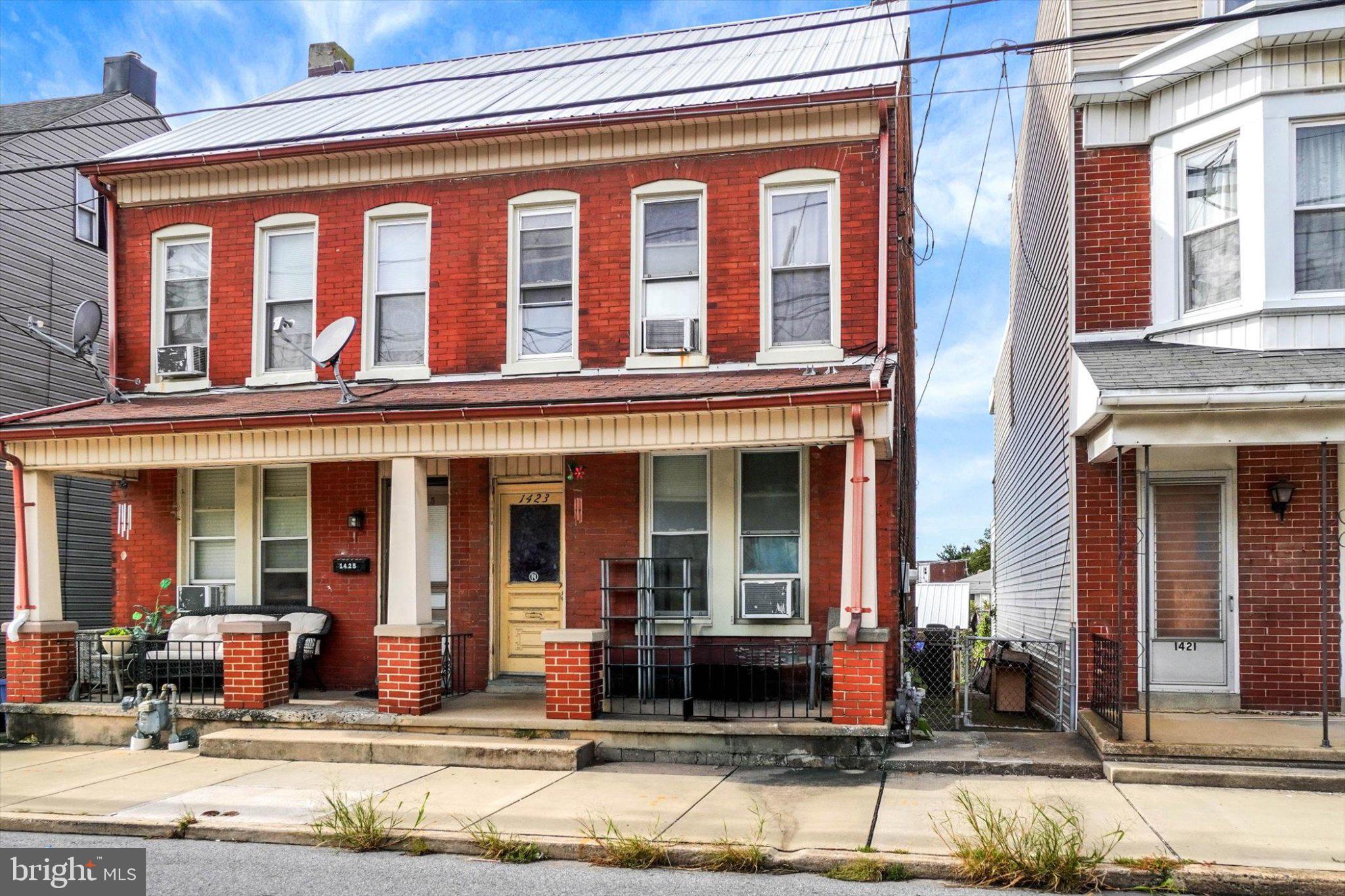 1423 W King St, York, PA 17404 photo