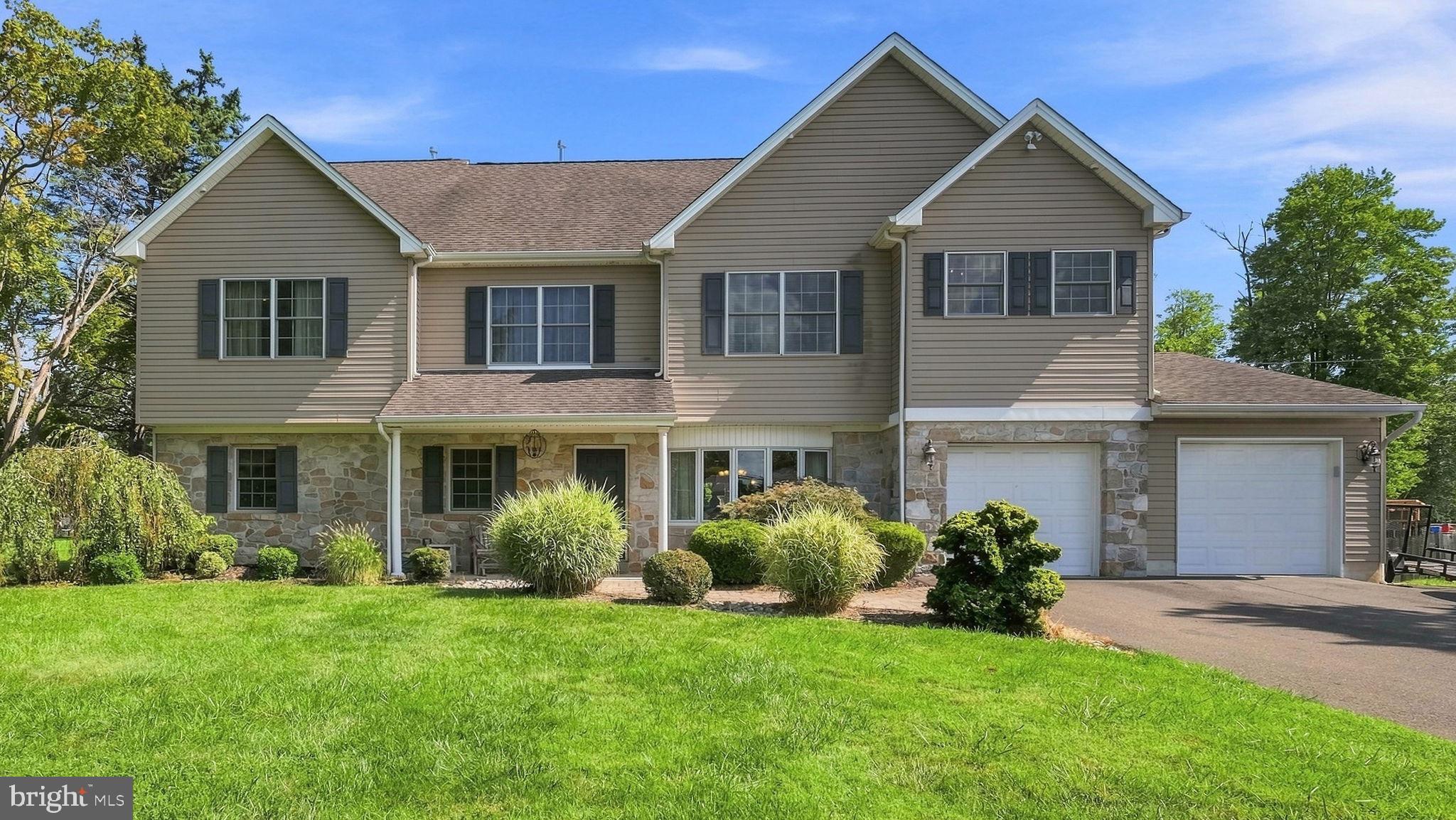 539 Fairhill Dr, Churchville, PA 18966