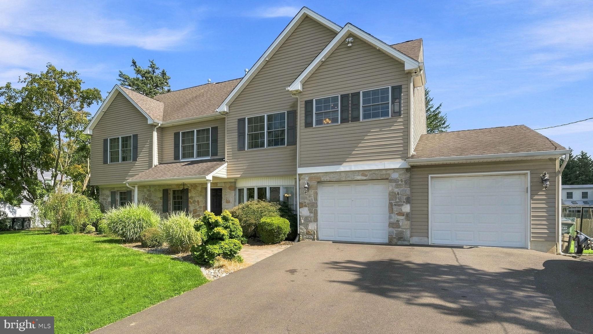 539 Fairhill Dr, Churchville, PA 18966 photo