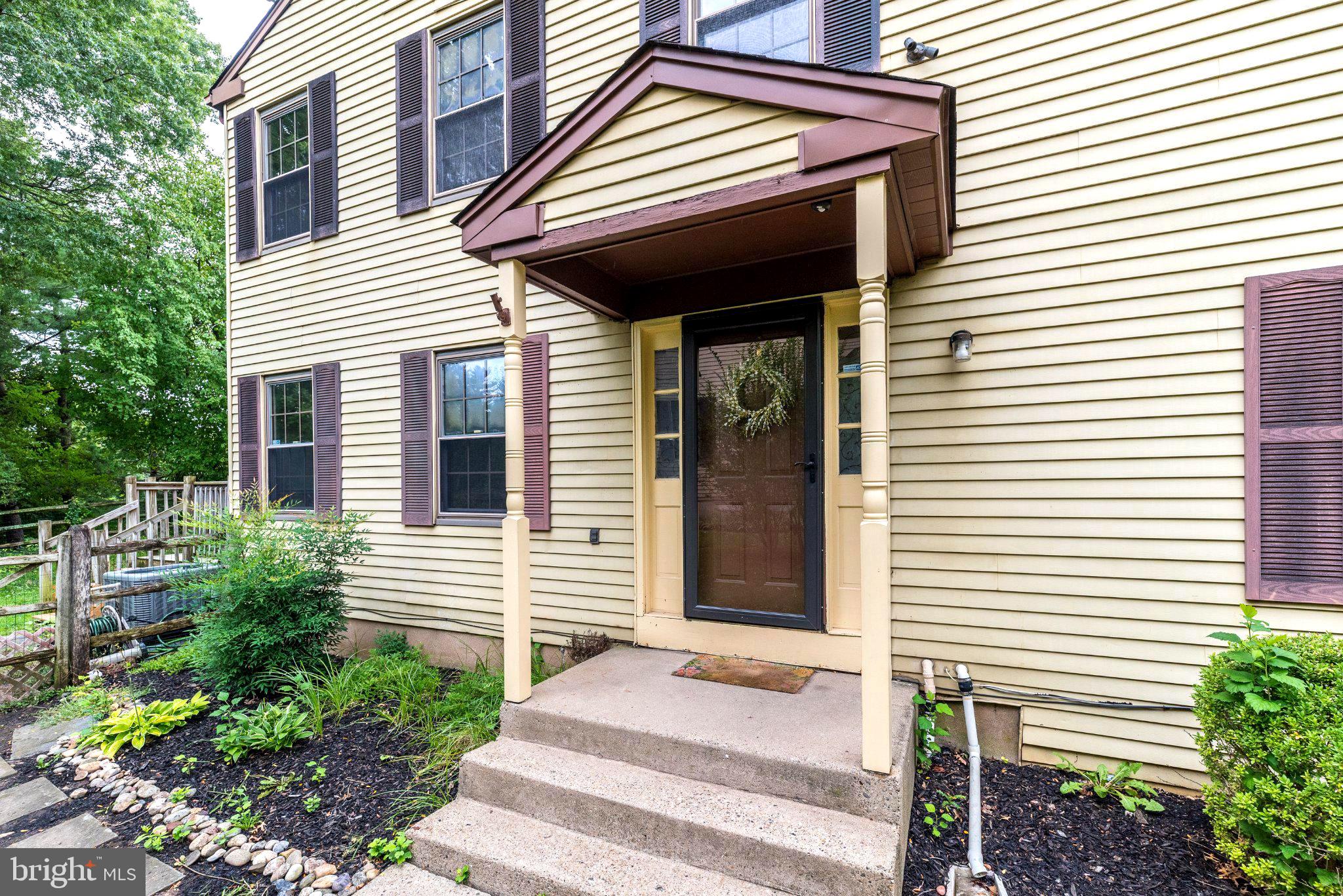 251 Parkview Way, Newtown, PA 18940 photo
