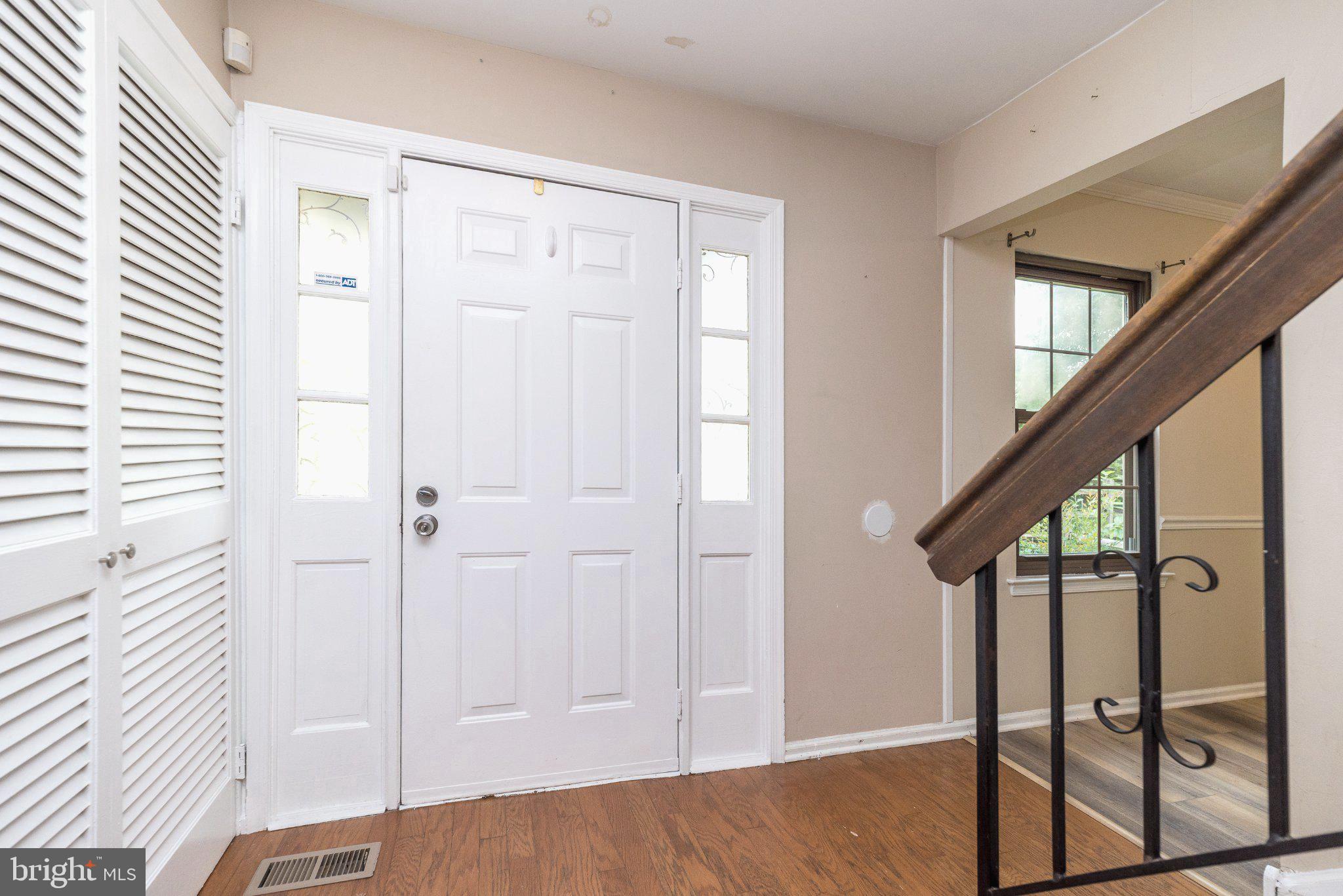 251 Parkview Way, Newtown, PA 18940 photo