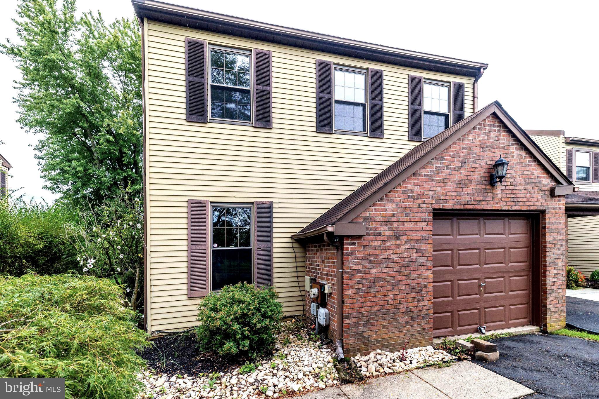 251 Parkview Way, Newtown, PA 18940