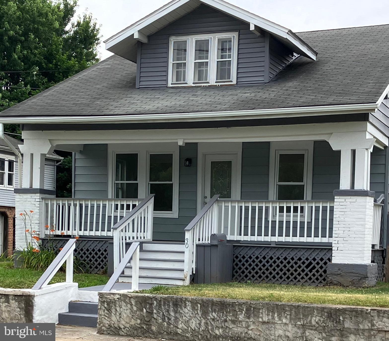 30 E Stiegel St, Manheim, PA 17545 photo