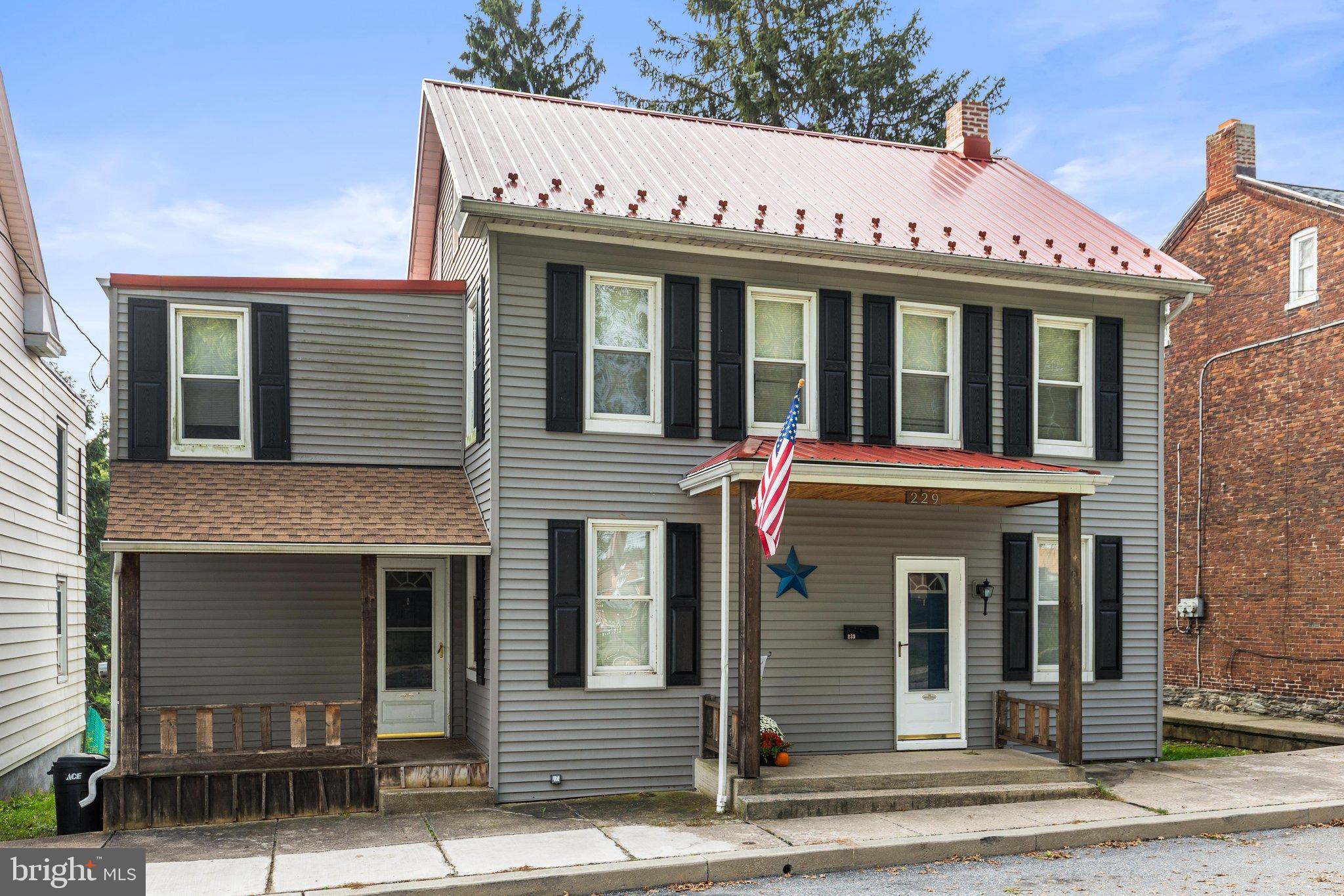 229 Chestnut St, Wrightsville, PA 17368