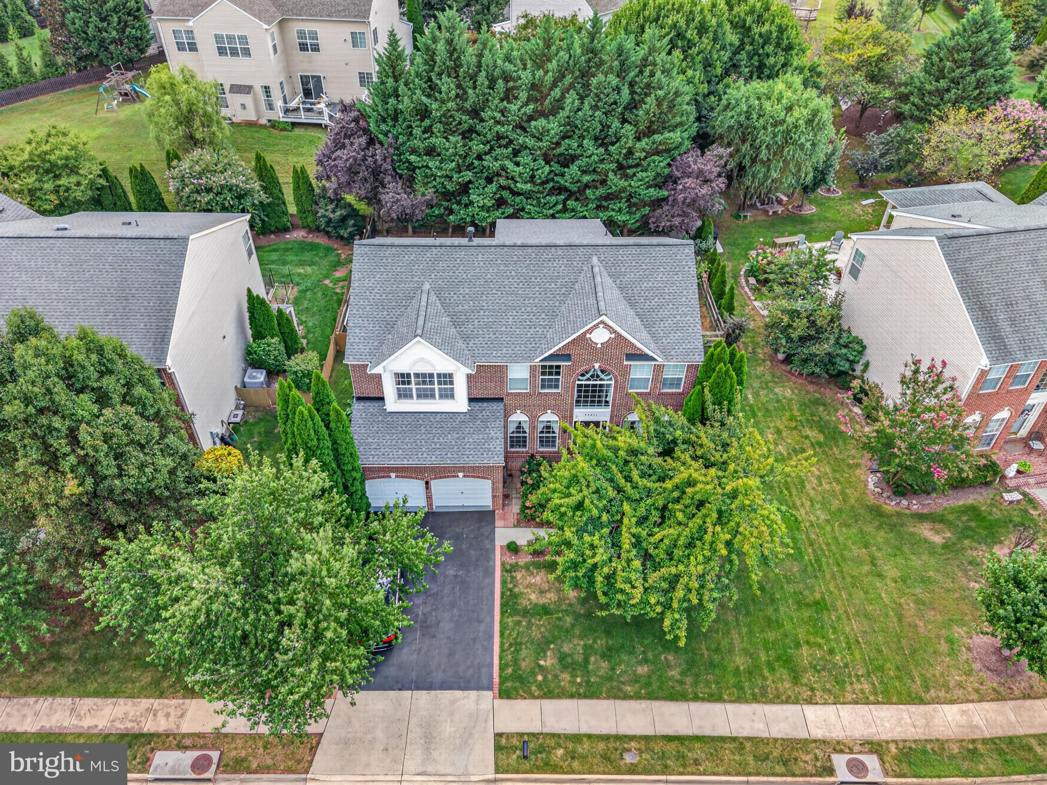 44231 Mohave Dr, Ashburn, VA 20147 photo