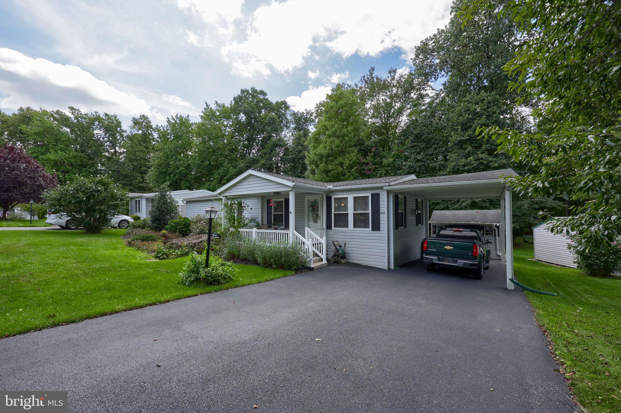 322 Maple Ave, Manheim, PA 17545