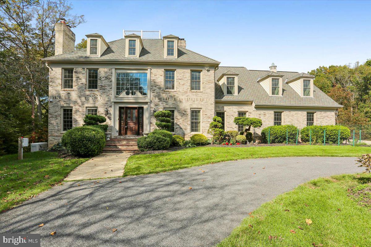 11612 Lake Potomac Dr, Potomac, MD 20854