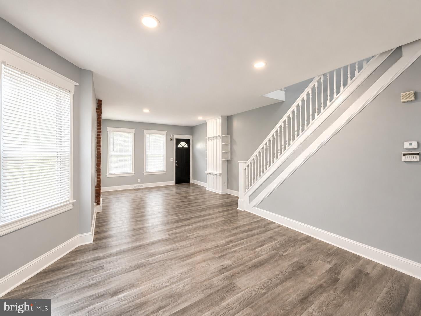 421 S Logan Ave, Trenton, NJ 08629 photo