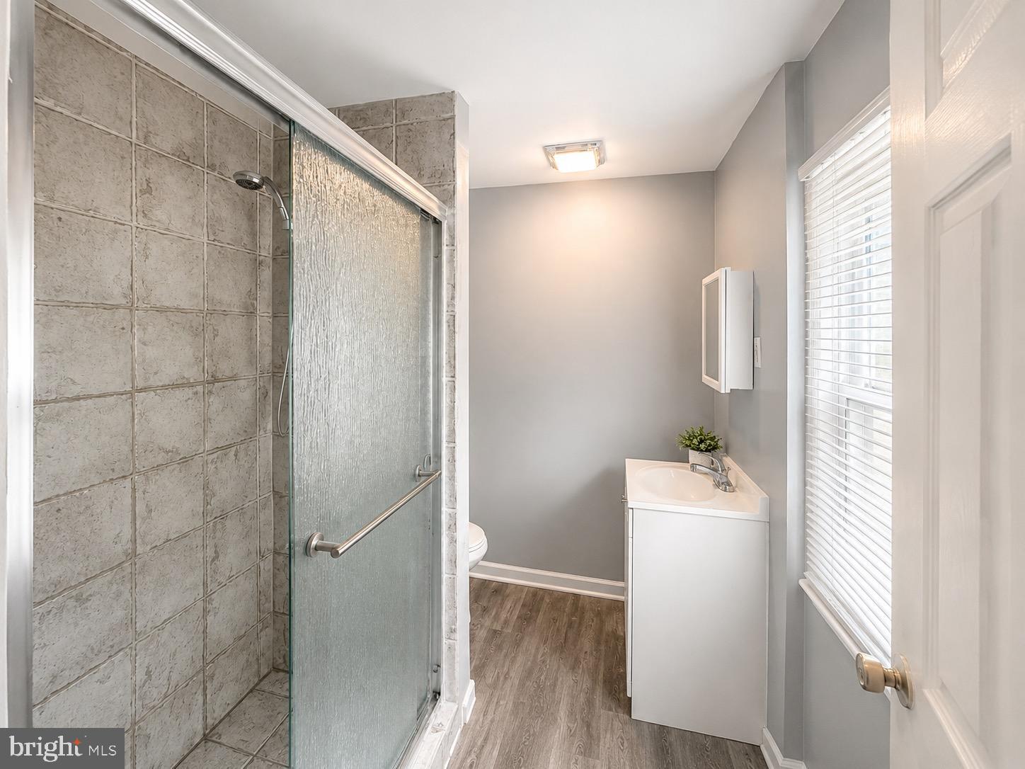 421 S Logan Ave, Trenton, NJ 08629 photo