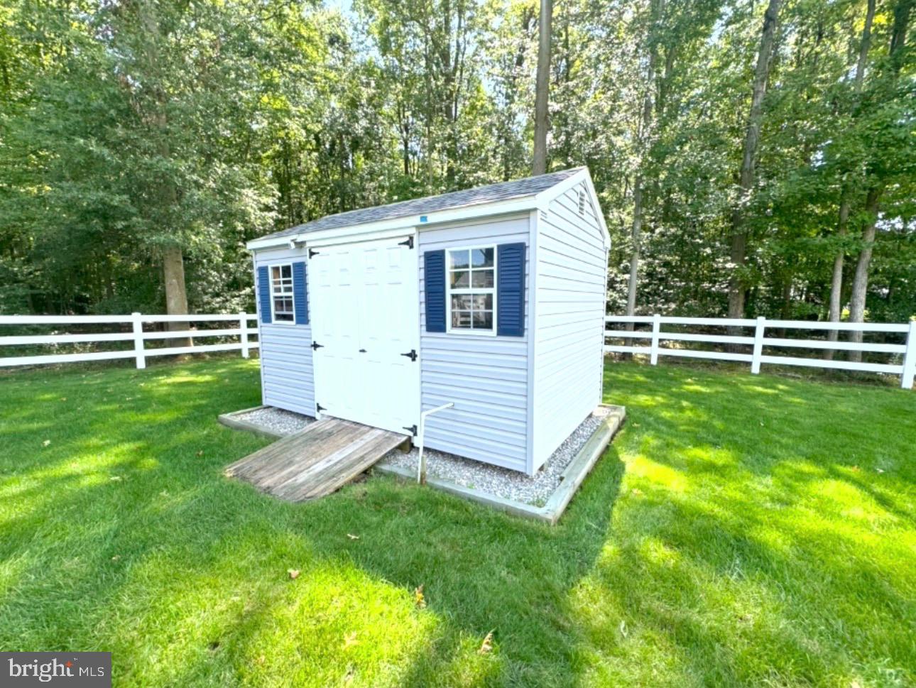 570 Ginn St, Townsend, DE 19734 photo