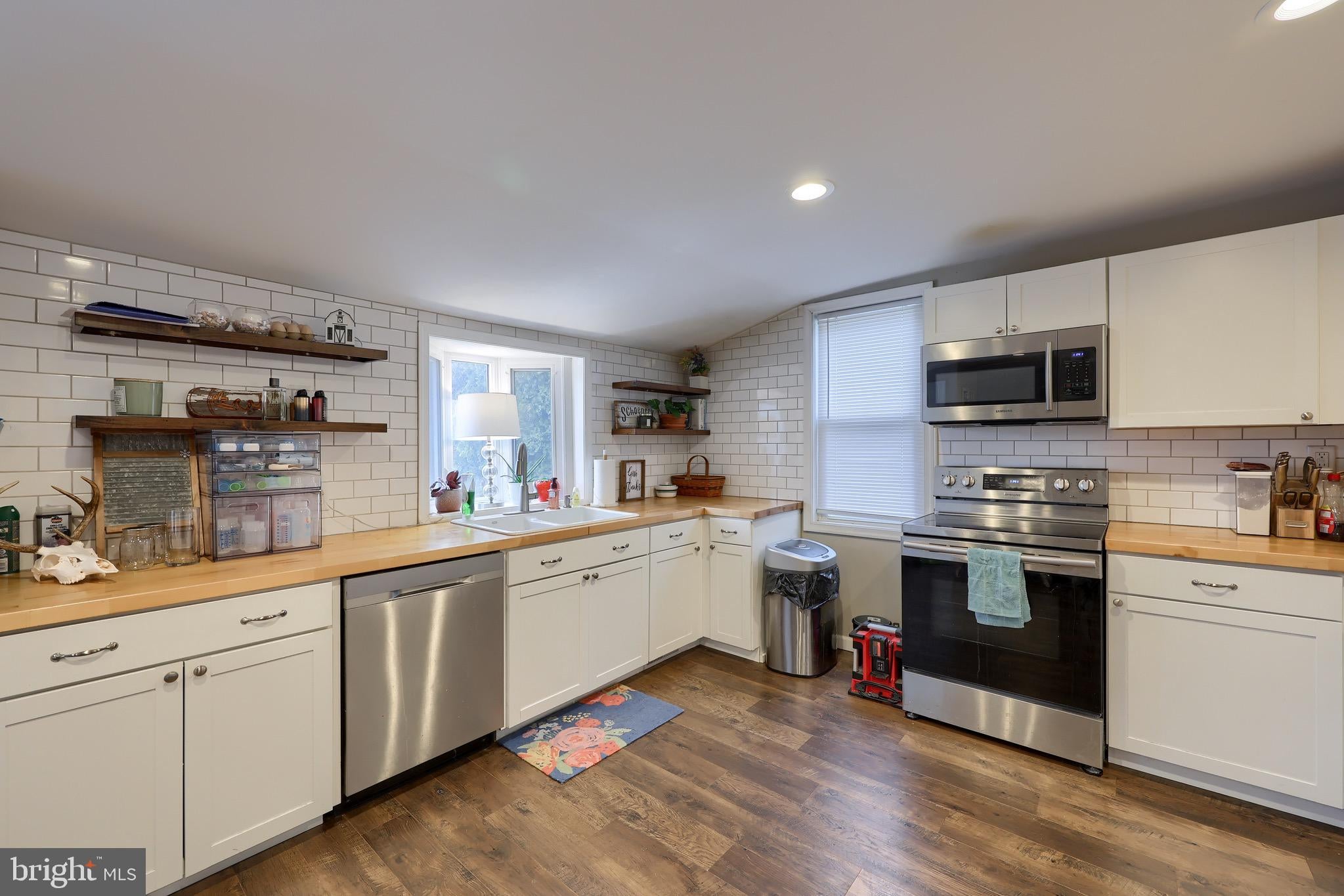 353 Rexmont Rd, Lebanon, PA 17042 photo