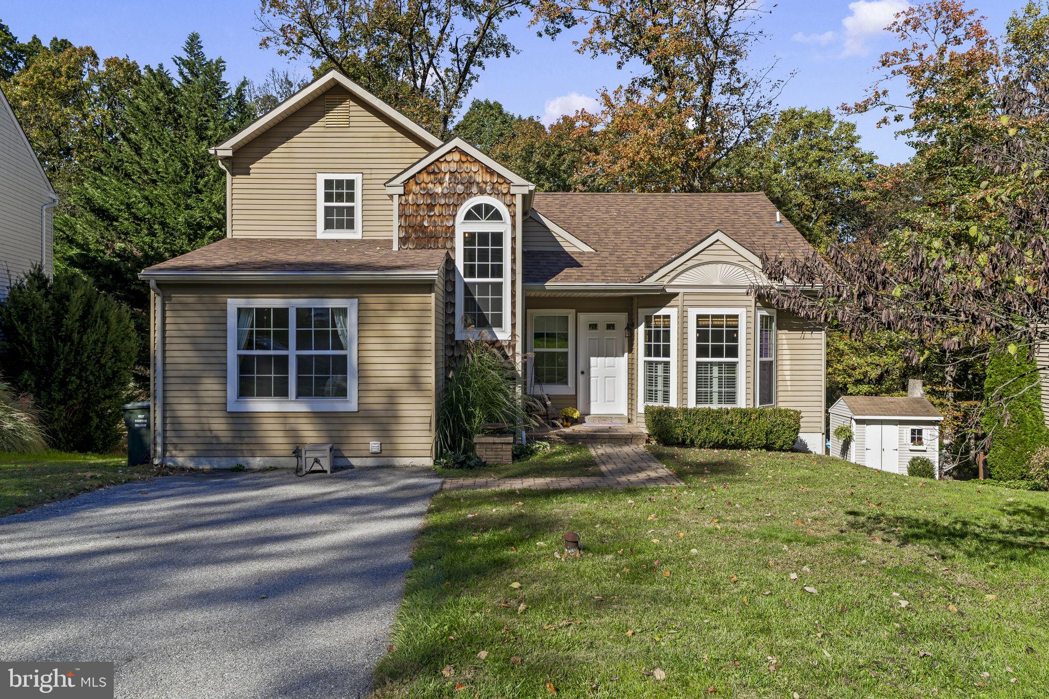 1307 Spellman Dr, Downingtown, PA 19335