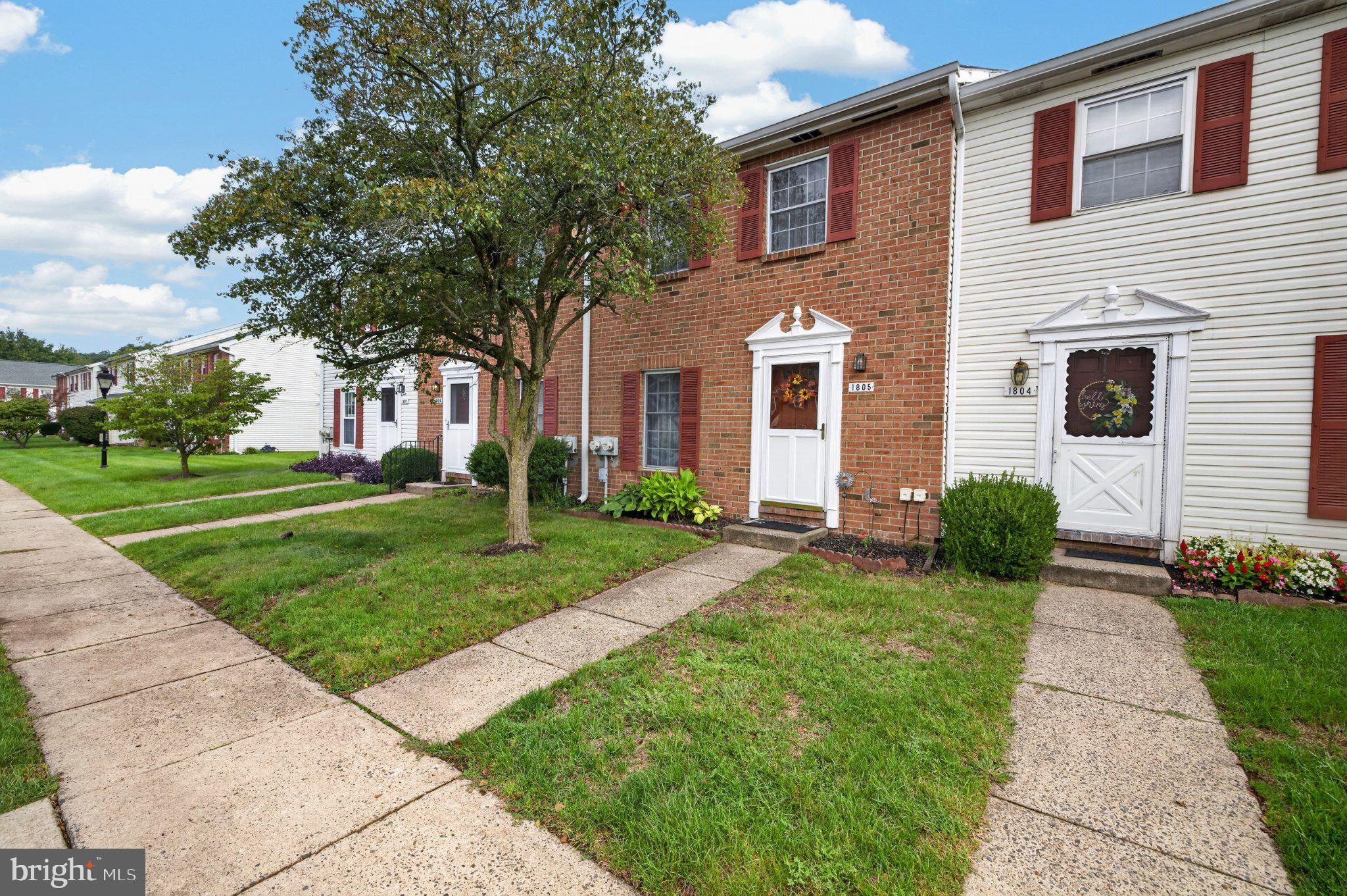 1805 Pennland Ct, Lansdale, PA 19446 photo
