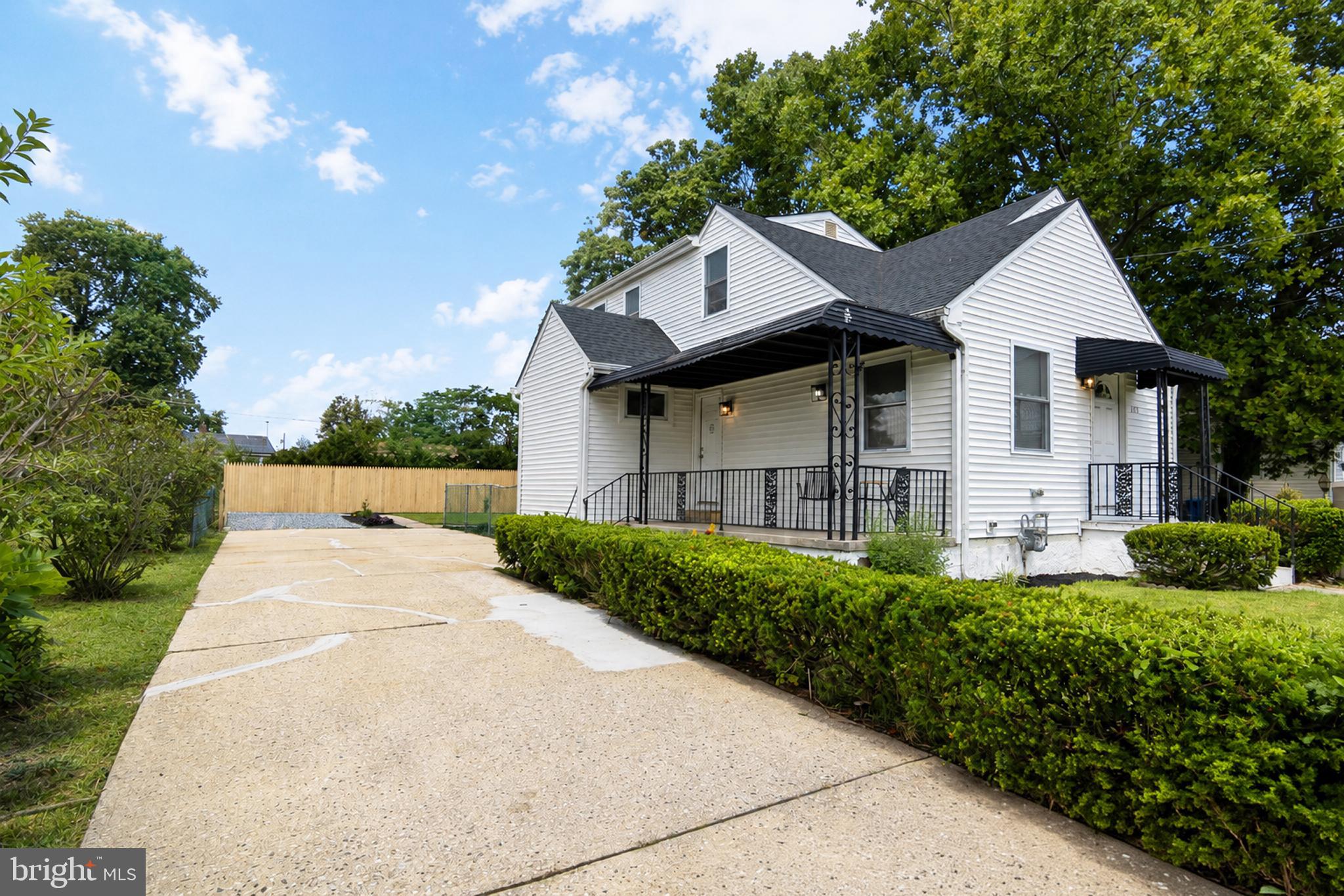 211 New St, Glassboro, NJ 08028