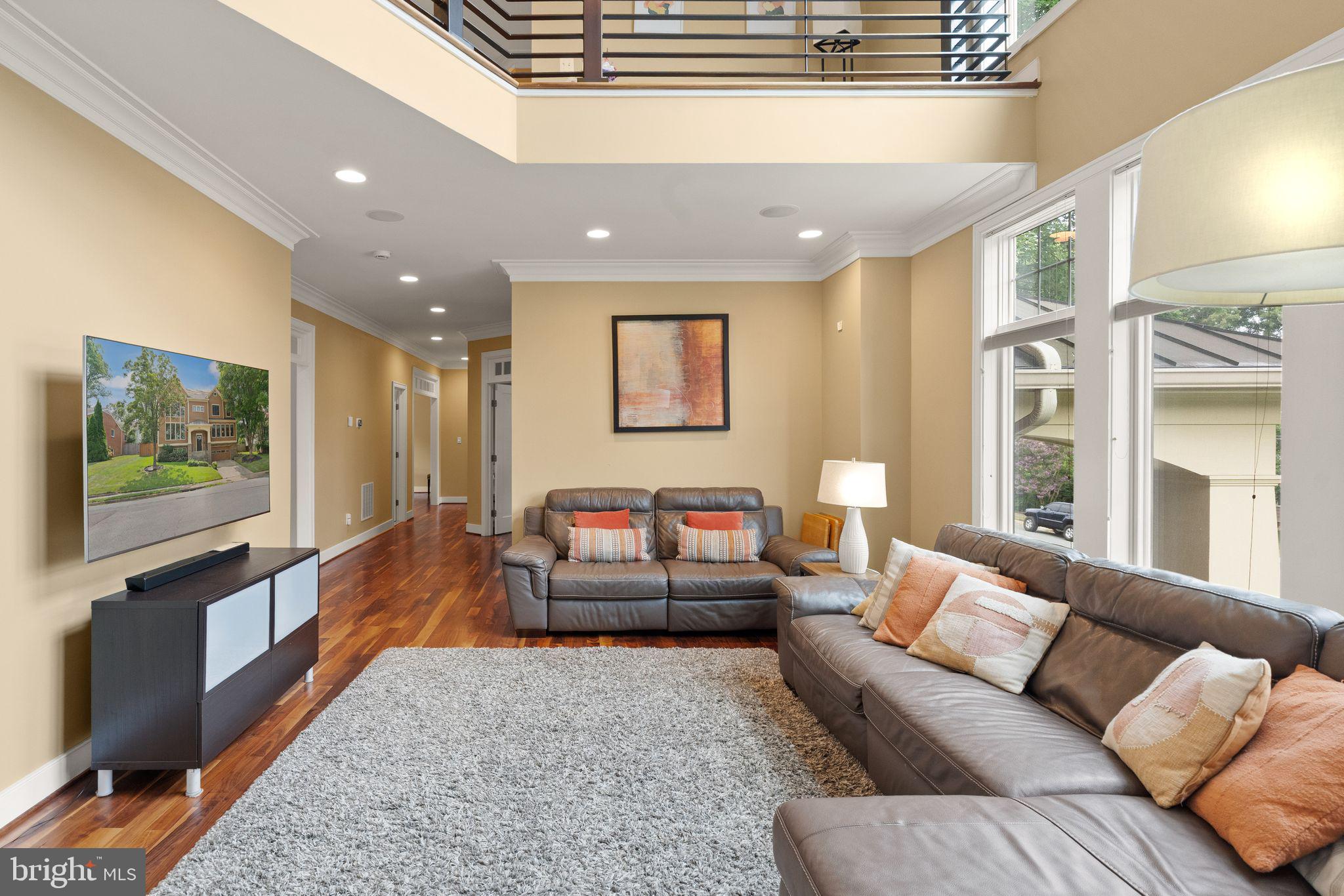 4226 40th St, Arlington, VA 22207 photo
