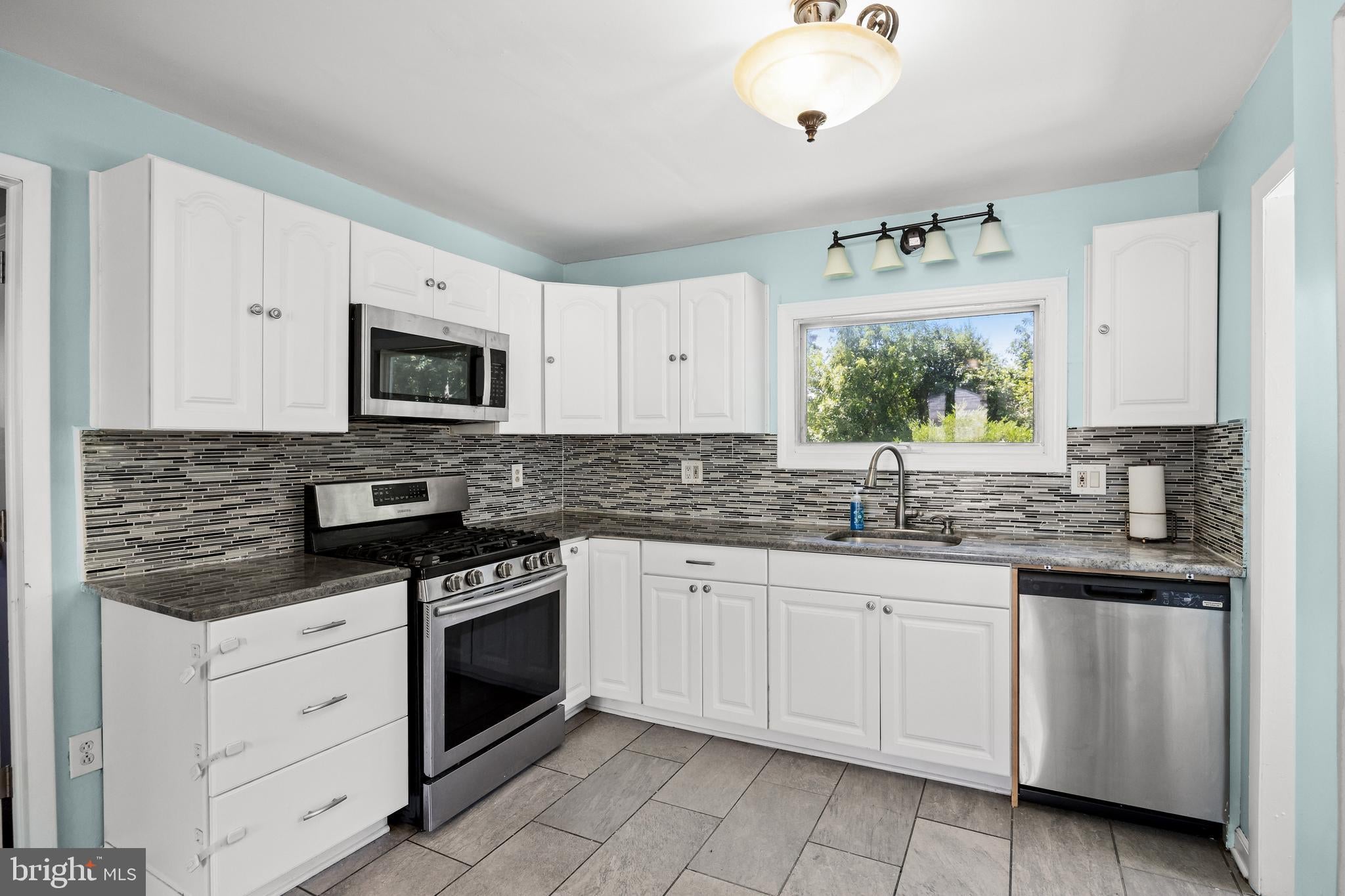314 Leonard, Thorofare, NJ 08086 photo