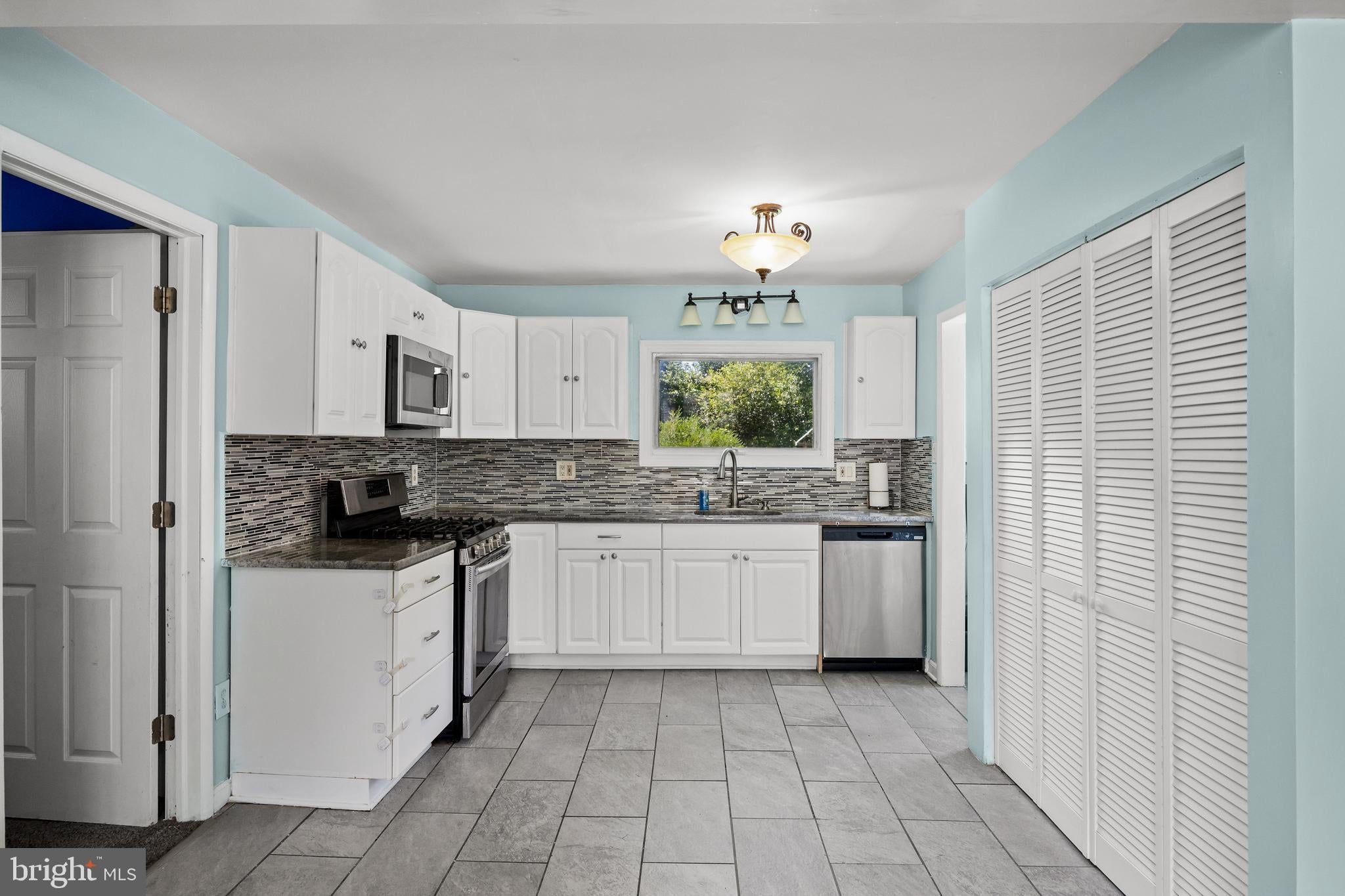 314 Leonard, Thorofare, NJ 08086 photo