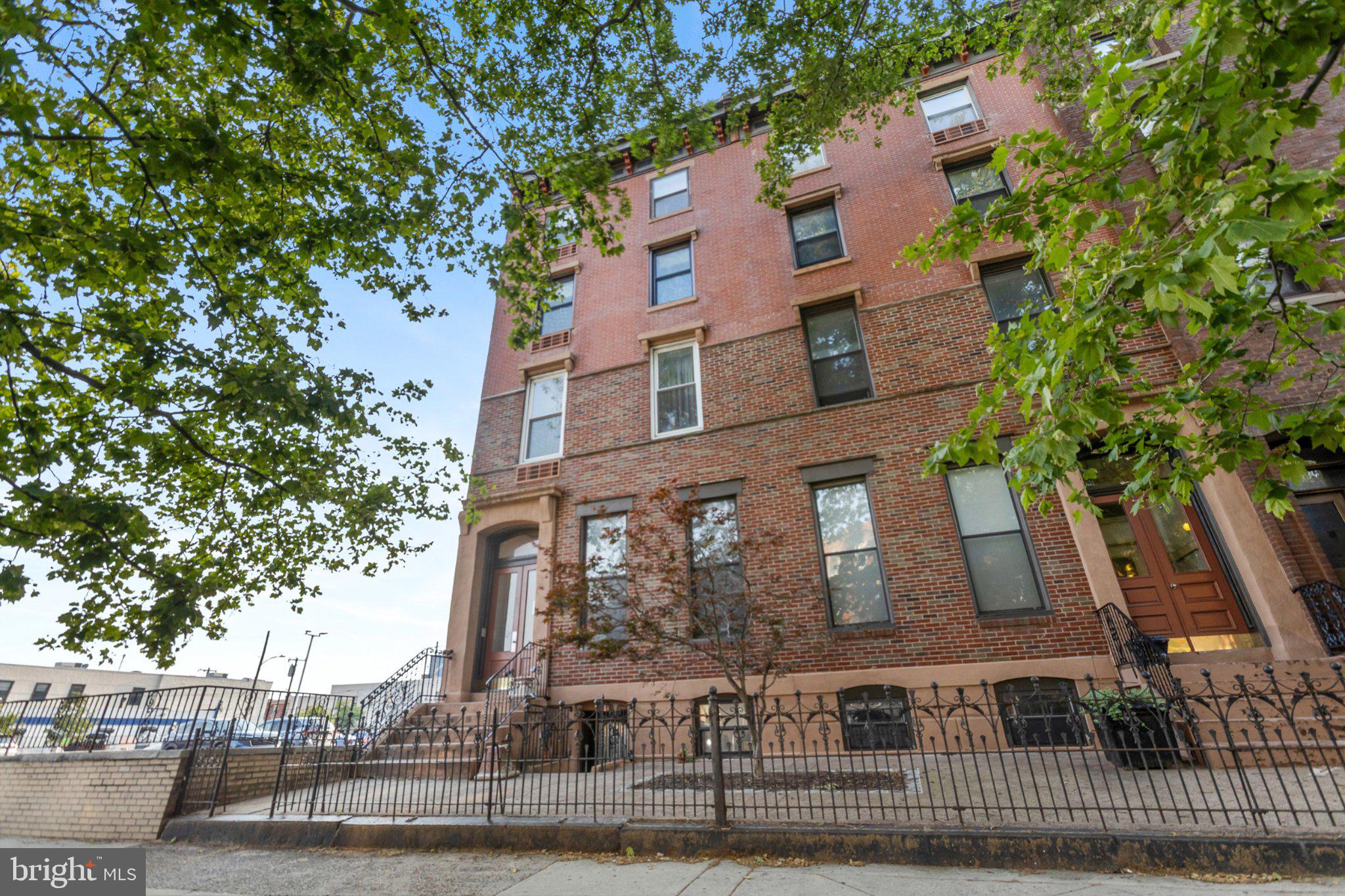 1326 S Broad St, Philadelphia, PA 19146