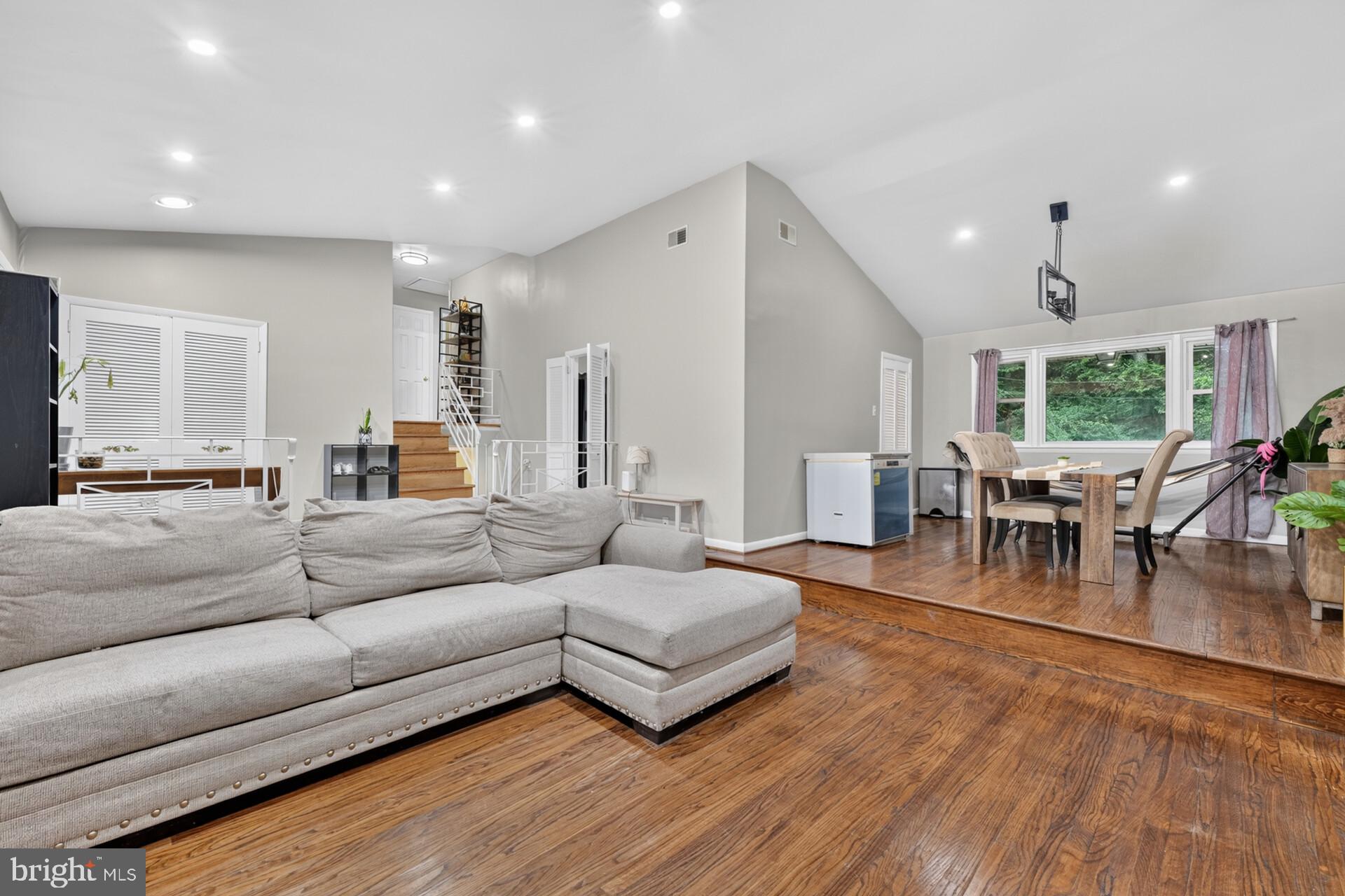 1026 Ford, Huntingdon Valley, PA 19006 photo