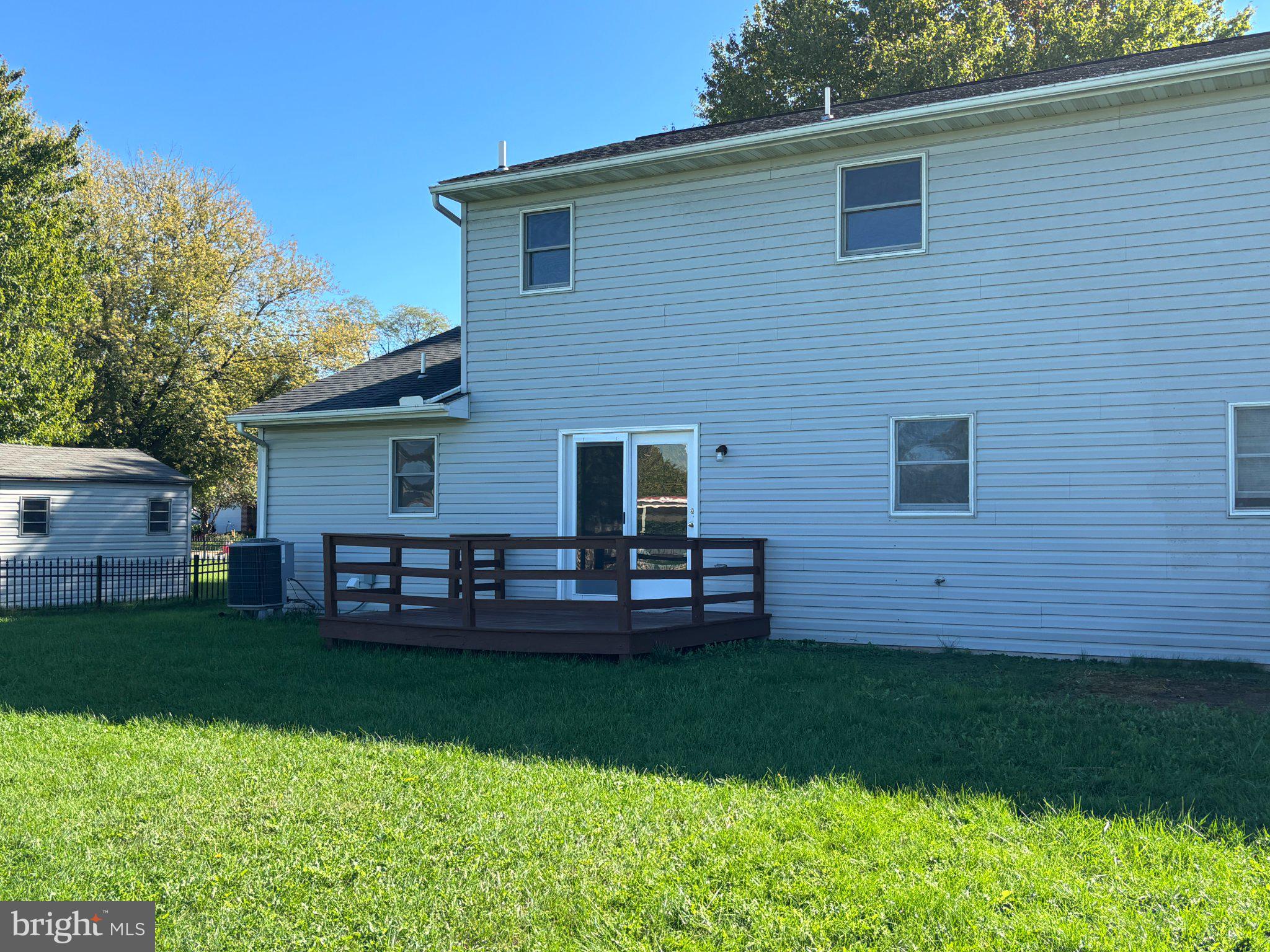 110 S 2nd St, Denver, PA 17517 photo