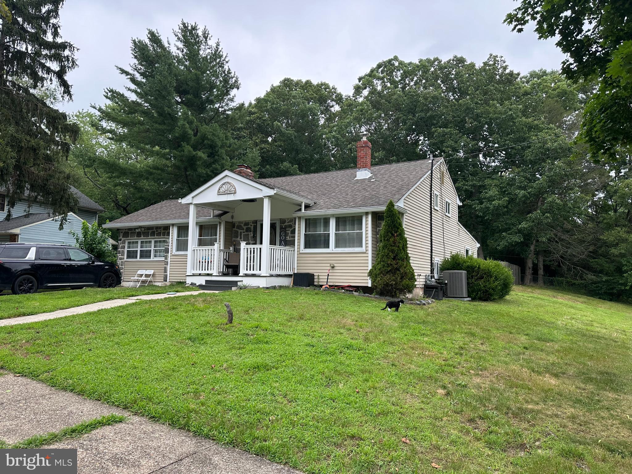 2411 Cuthbert Dr, Lindenwold, NJ 08021