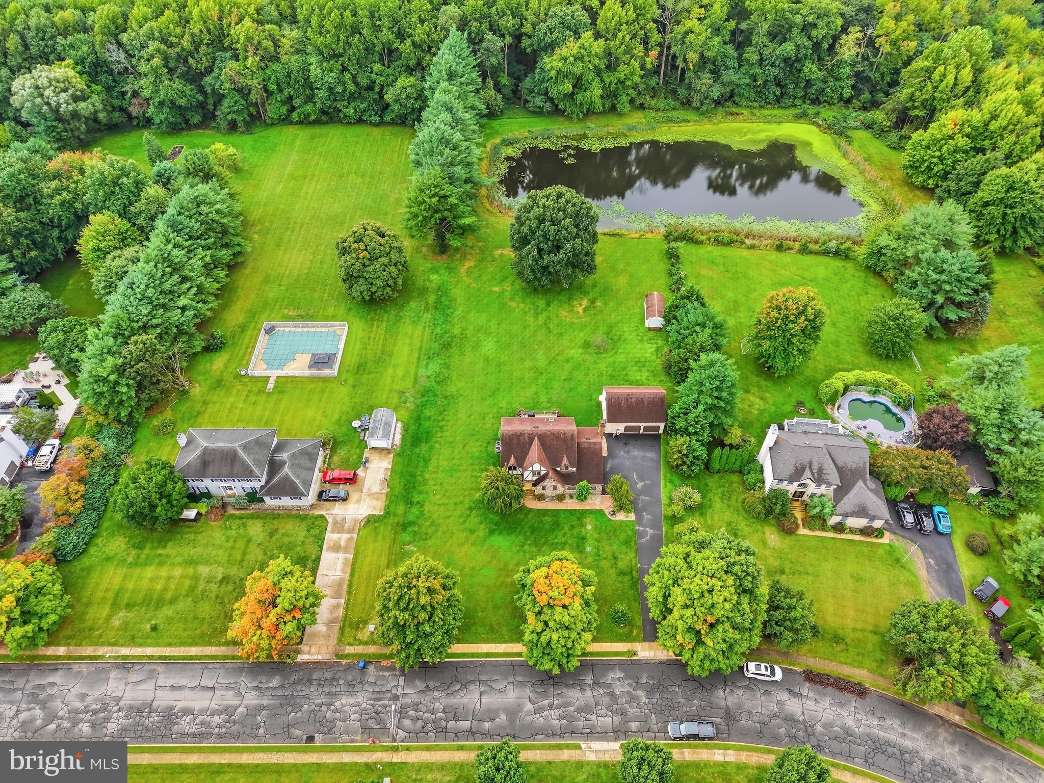 28 S Hockey Dr, Columbus, NJ 08022 photo