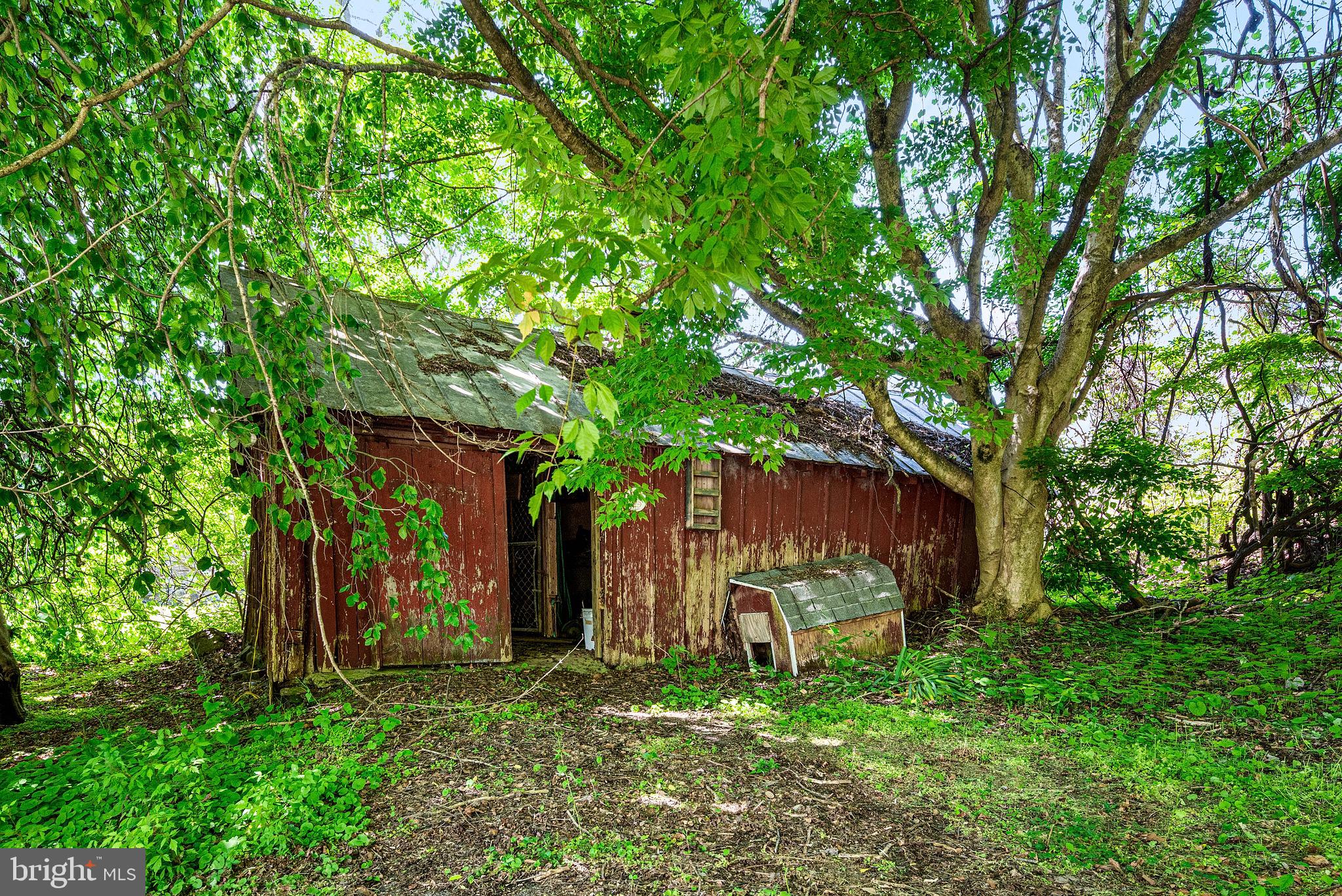 1383 Hickory Hill Rd, Chadds Ford, PA 19317 photo