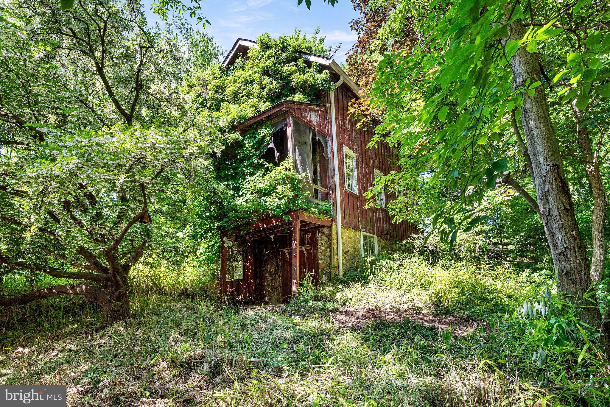 1383 Hickory Hill Rd, Chadds Ford, PA 19317 photo