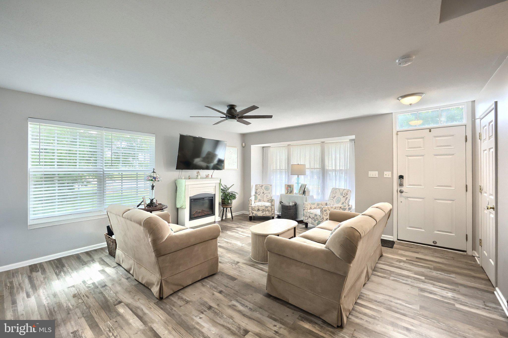 29 Buttonwood Ln, York, PA 17406 photo