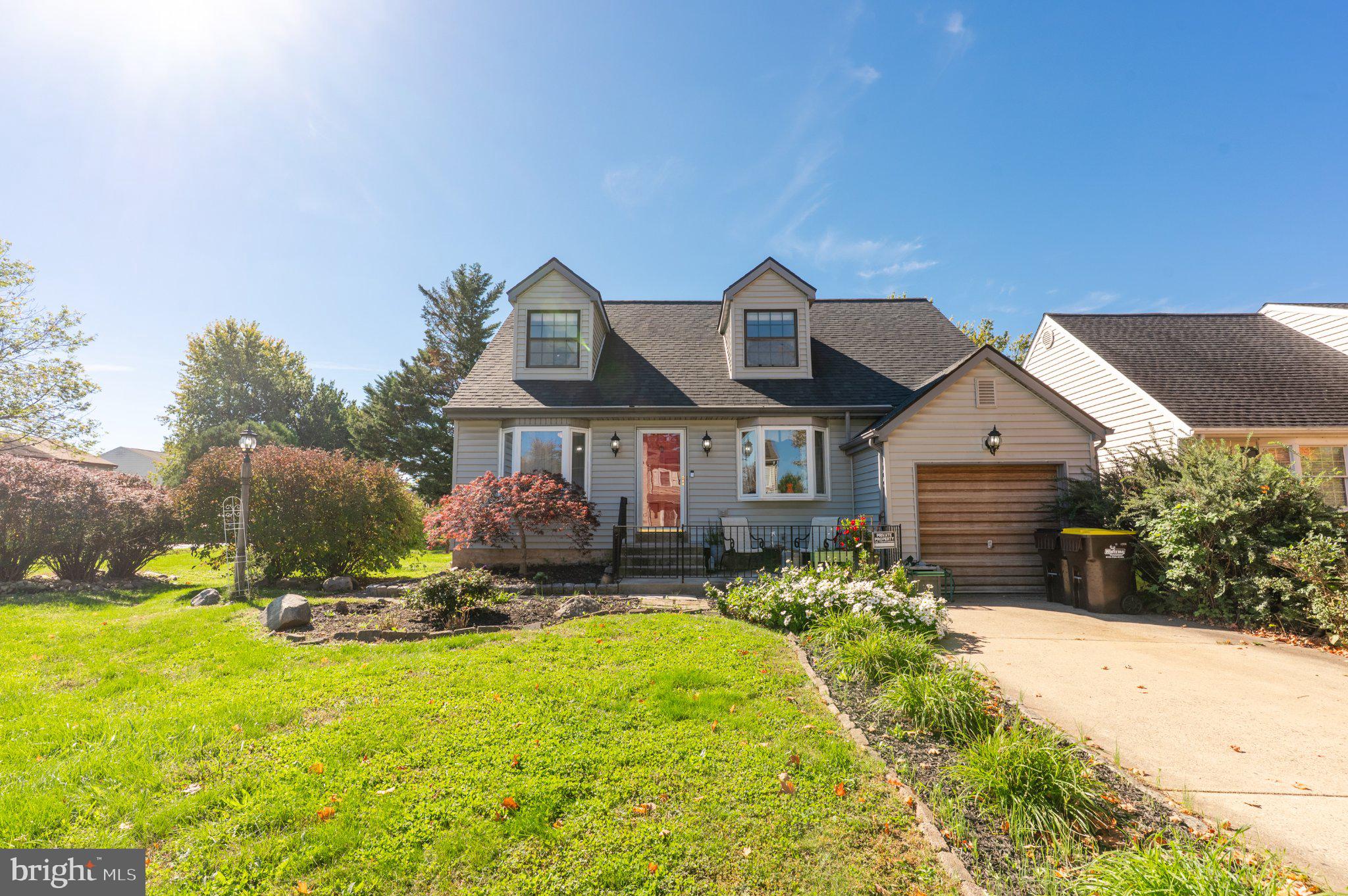 1 Goldenrod Ln, Horsham, PA 19044