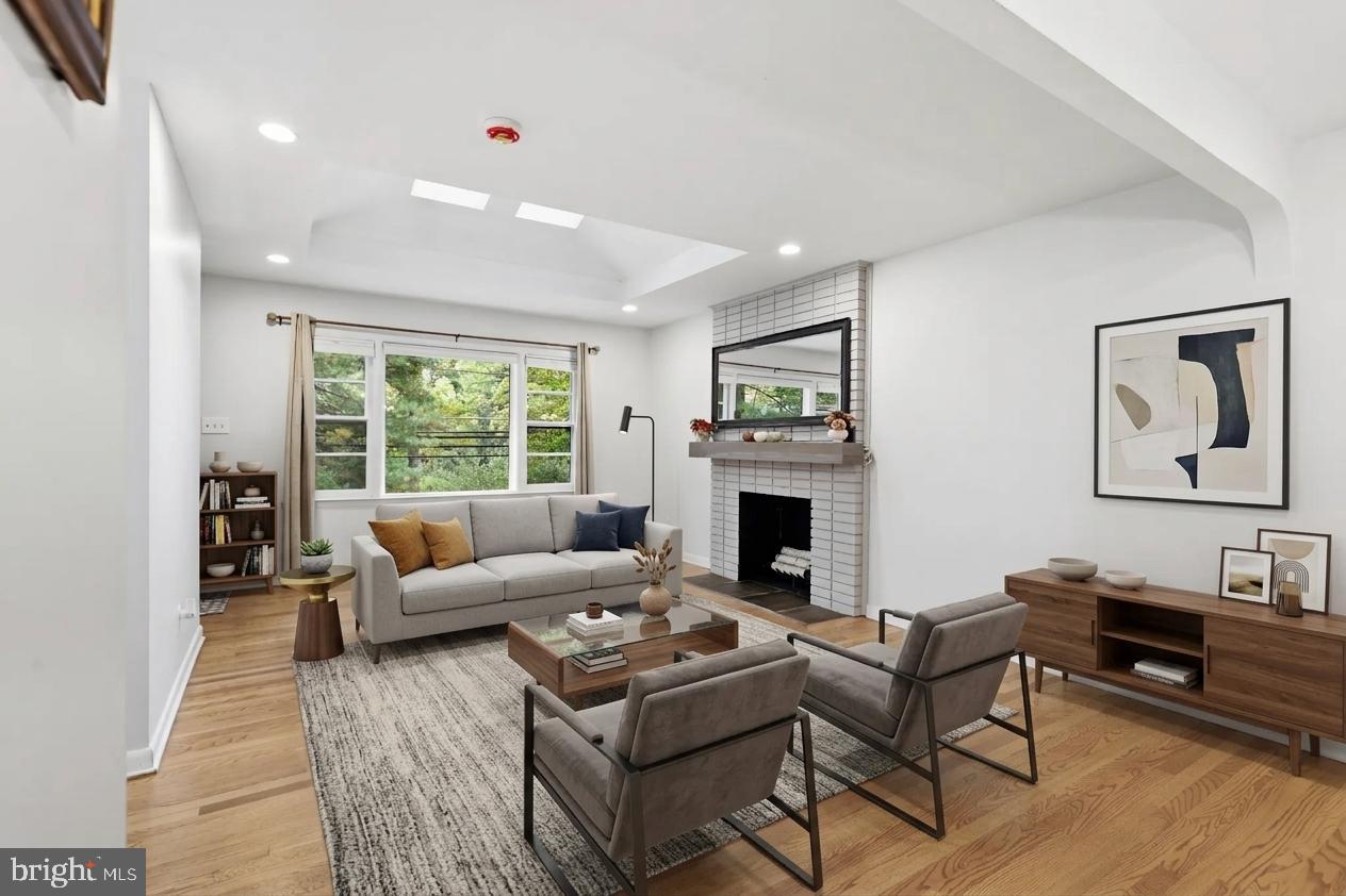 5232 Cherokee Ave, Alexandria, VA 22312 photo