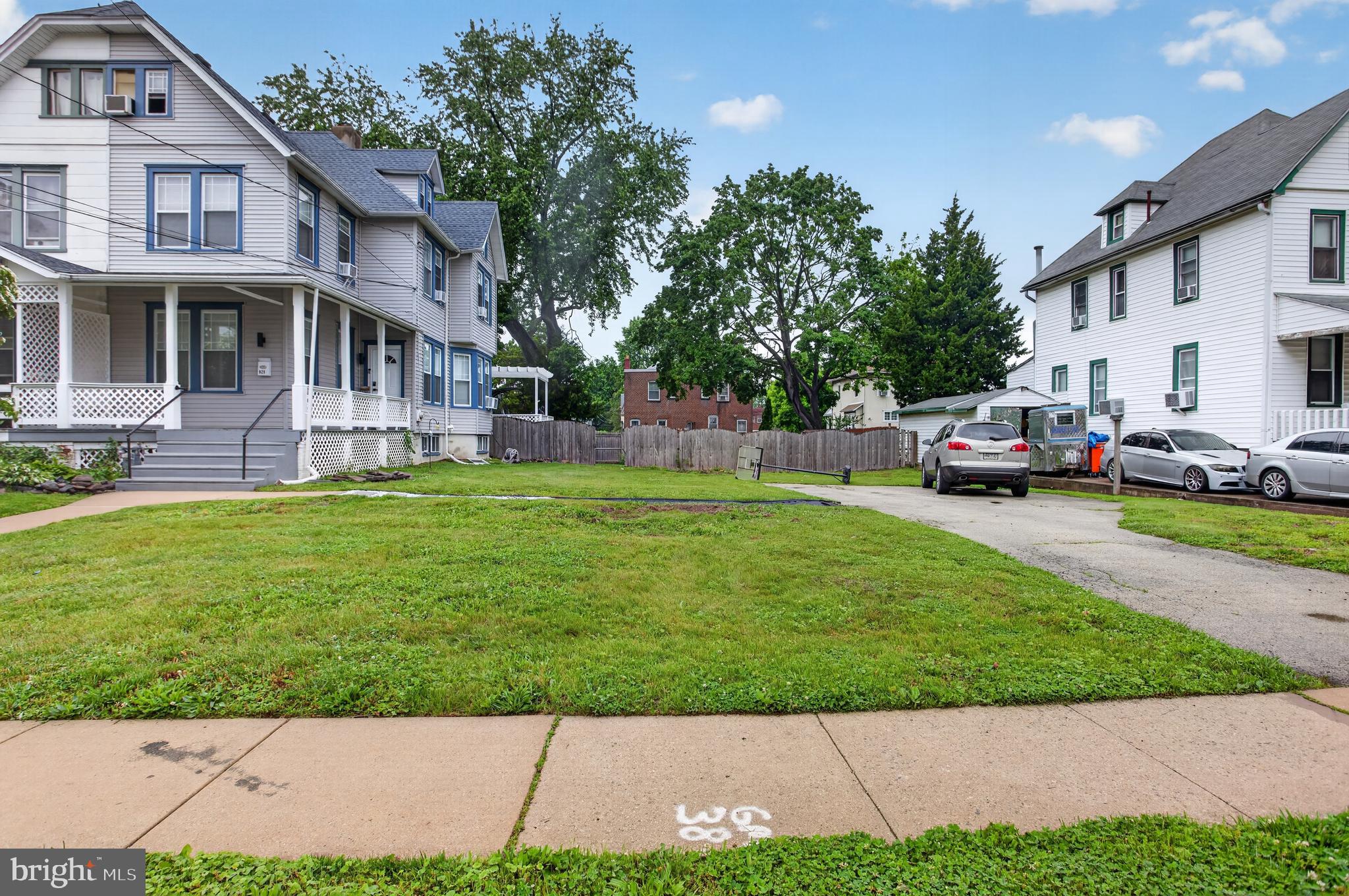 825 Andrews Ave, Darby, PA 19023 photo