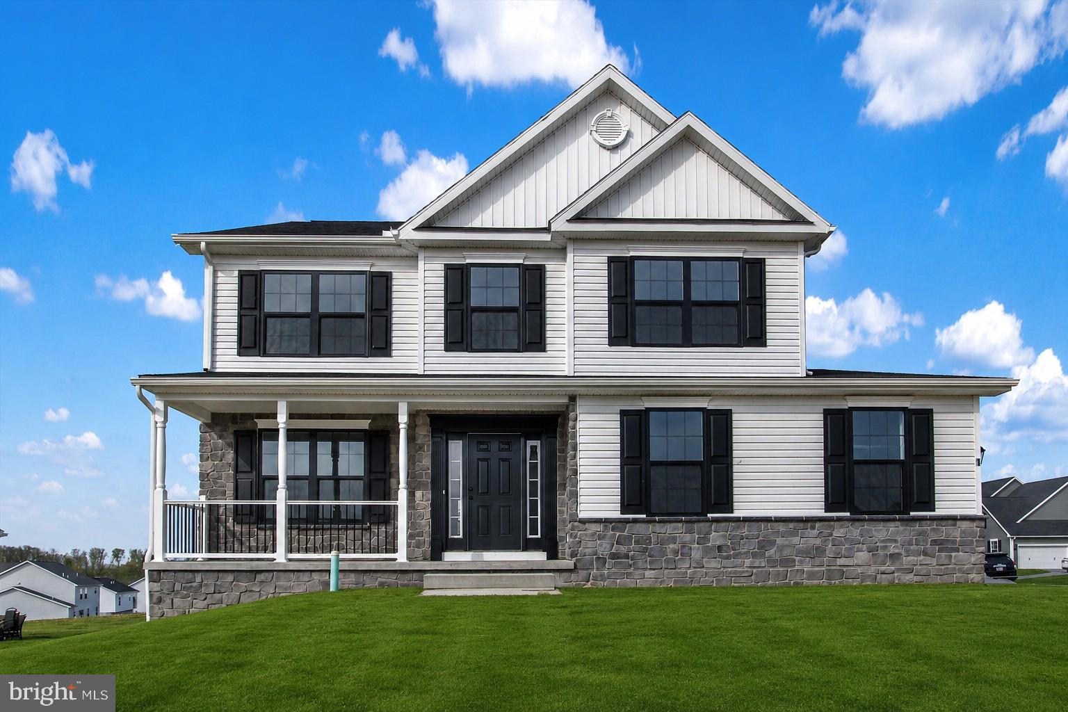 41 Friar Rd, York, PA 17408