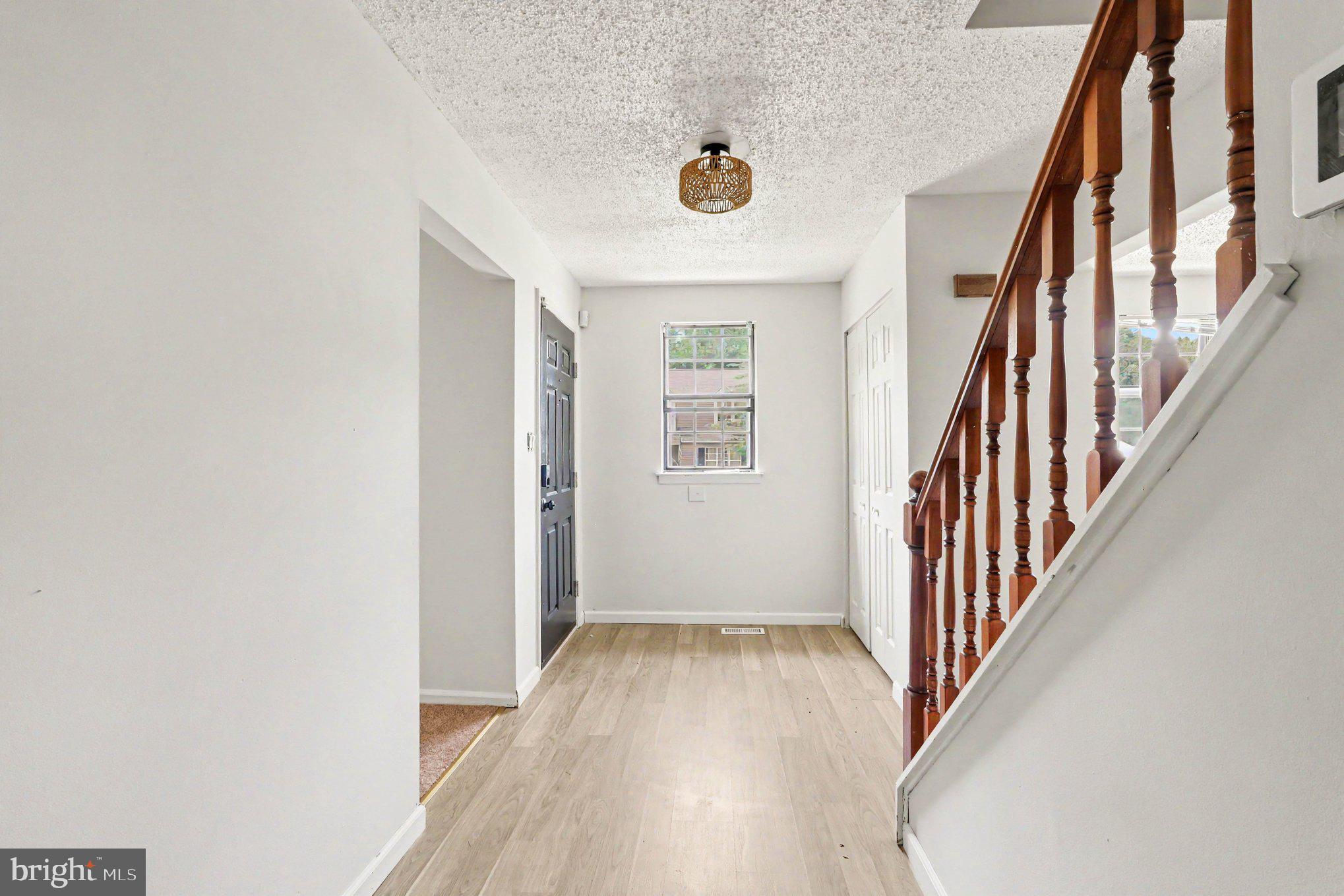 737 Fox Chase Cir, Bear, DE 19701 photo