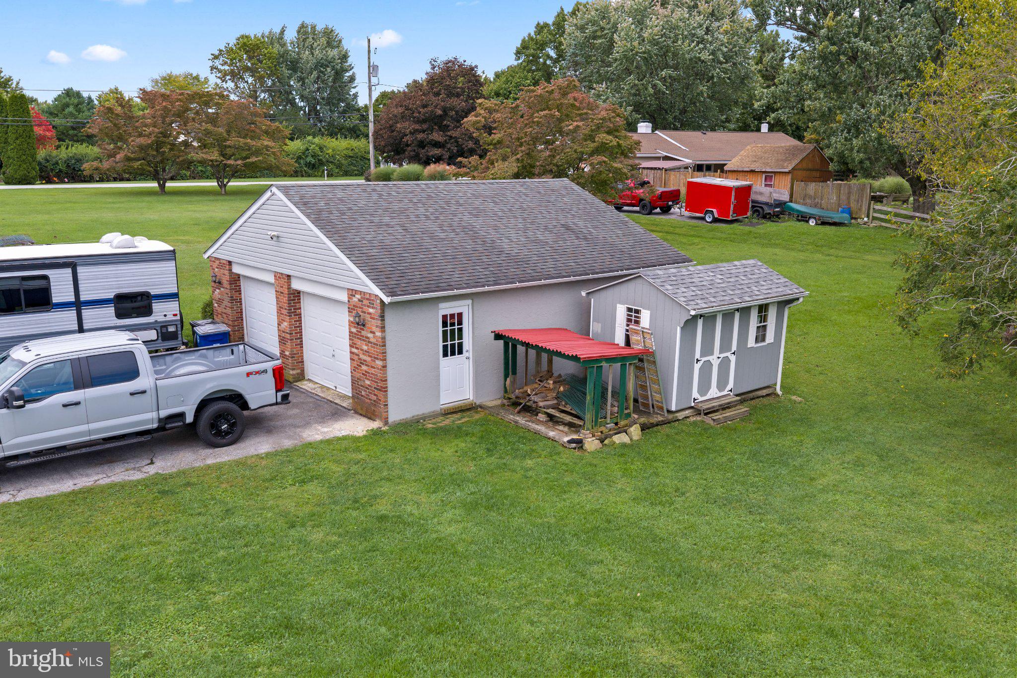 7 Graces Dr, Coatesville, PA 19320 photo