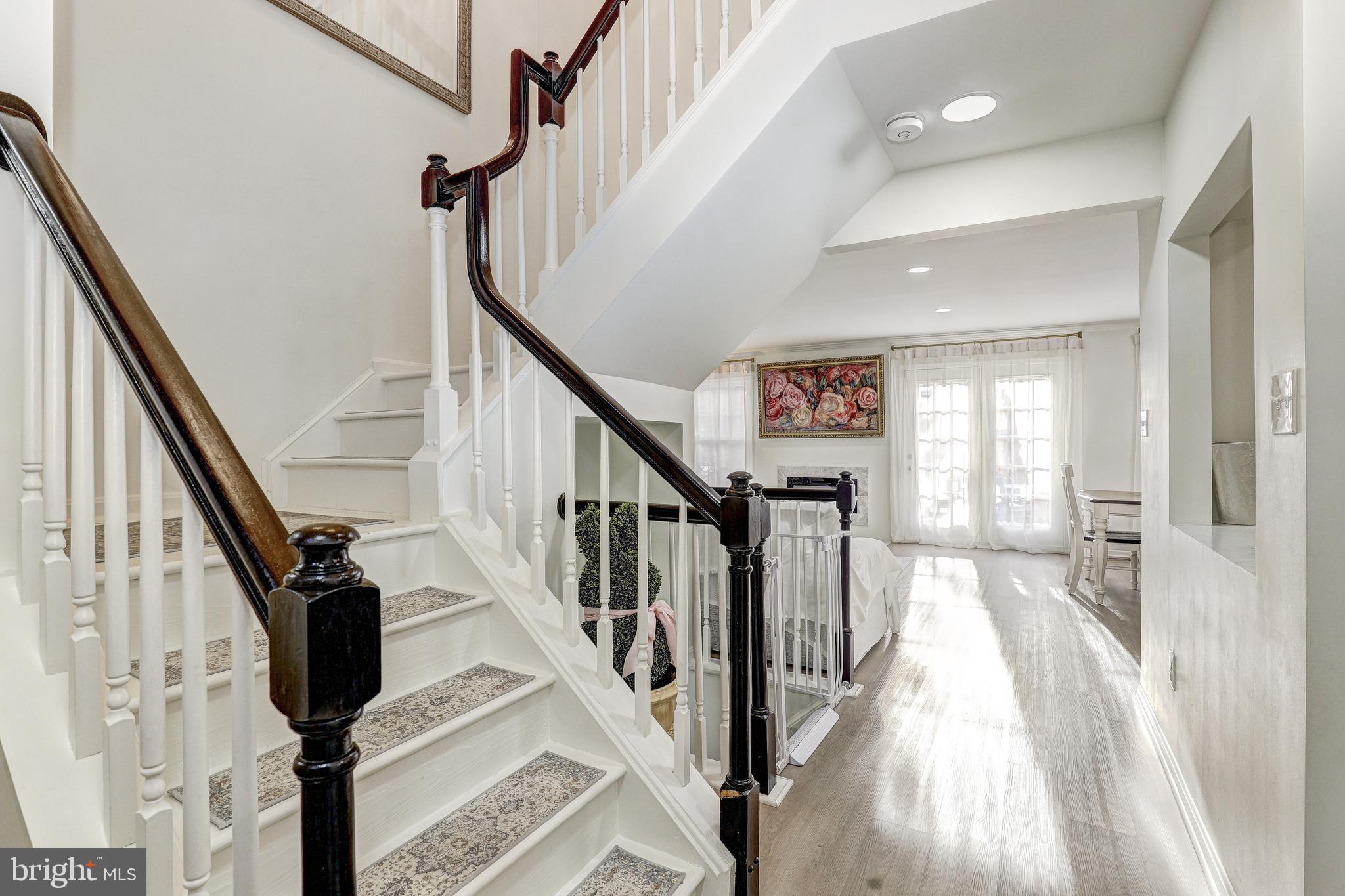 64 River Oaks Cir, Baltimore, MD 21208 photo