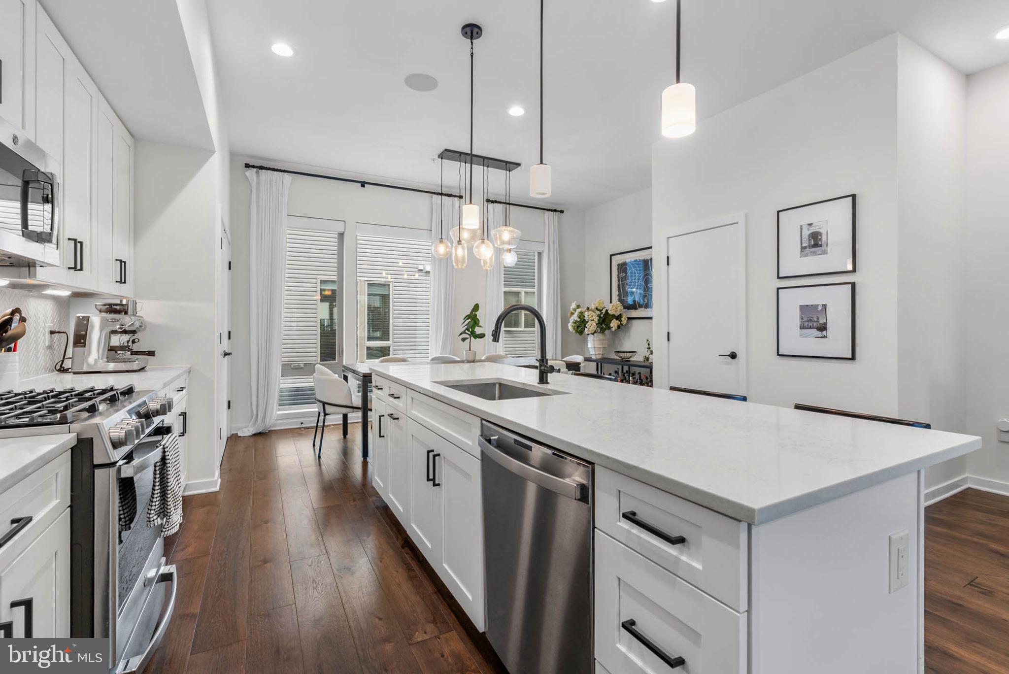 3104 Pierview Ln, Philadelphia, PA 19125 photo
